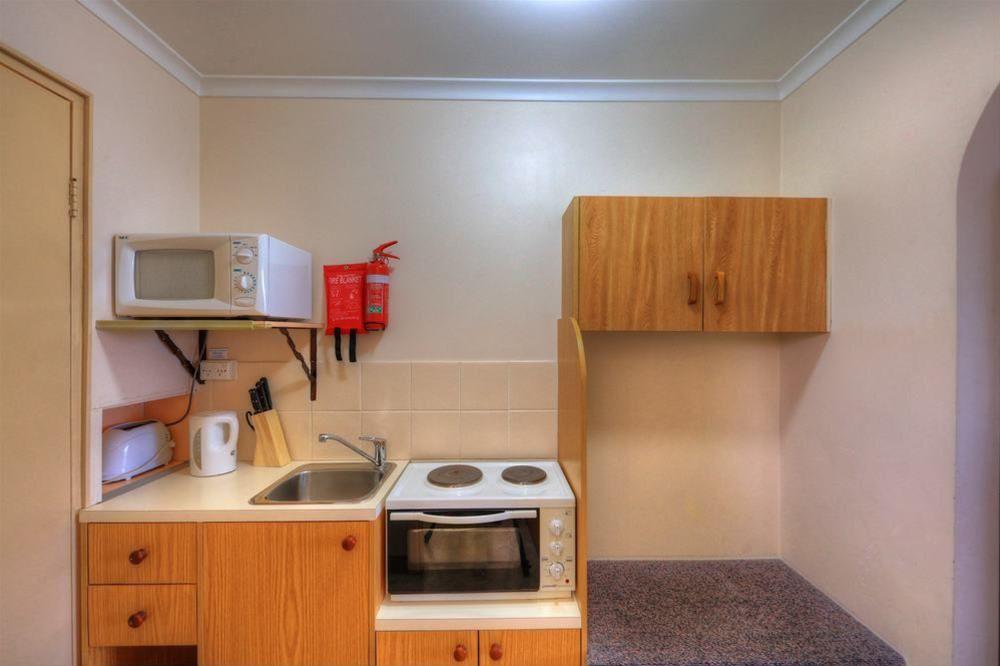 Midlands Motel