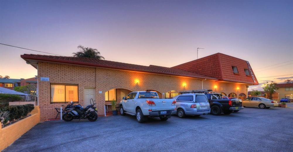Midlands Motel