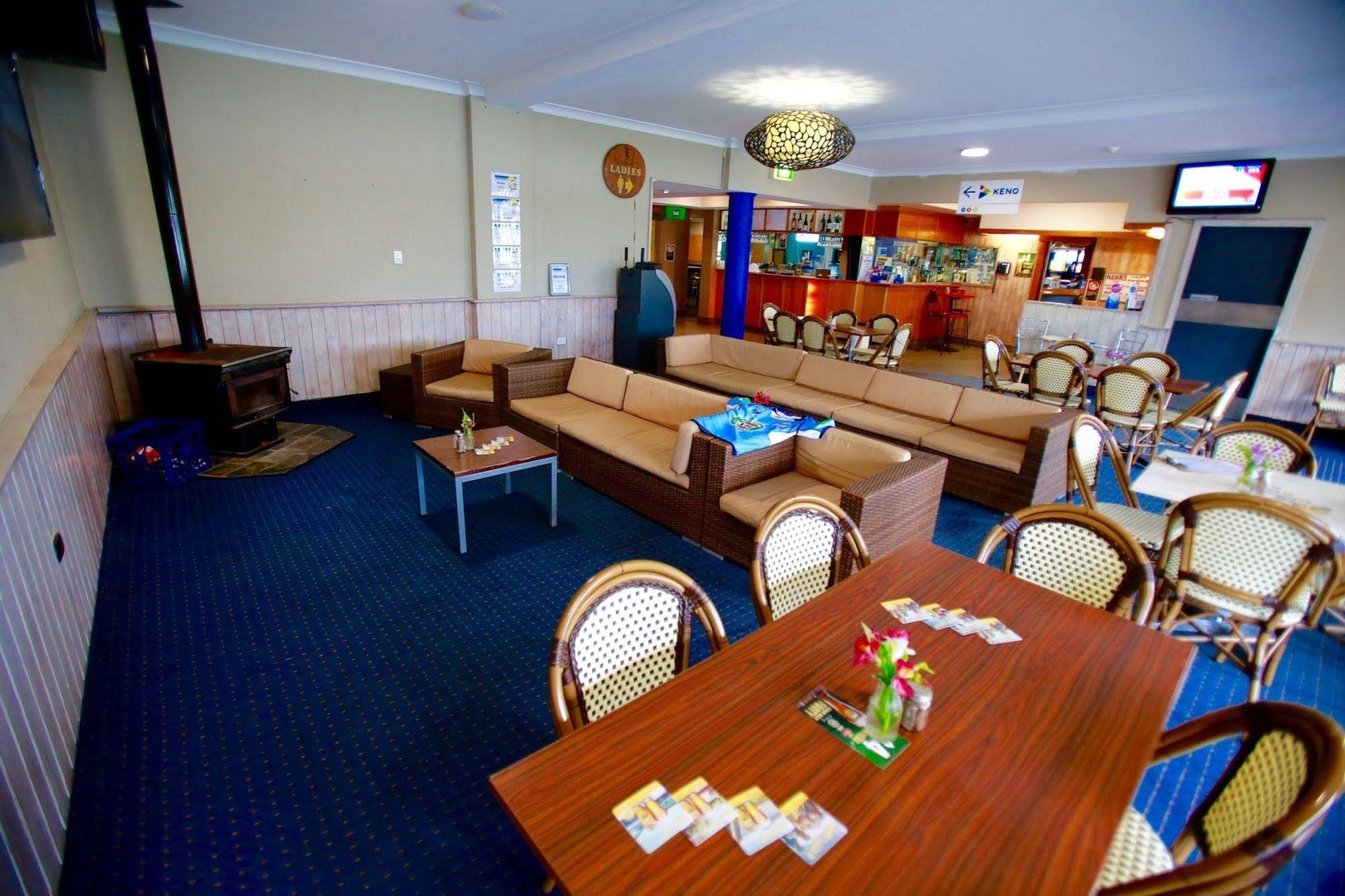 Tea Gardens Hotel
