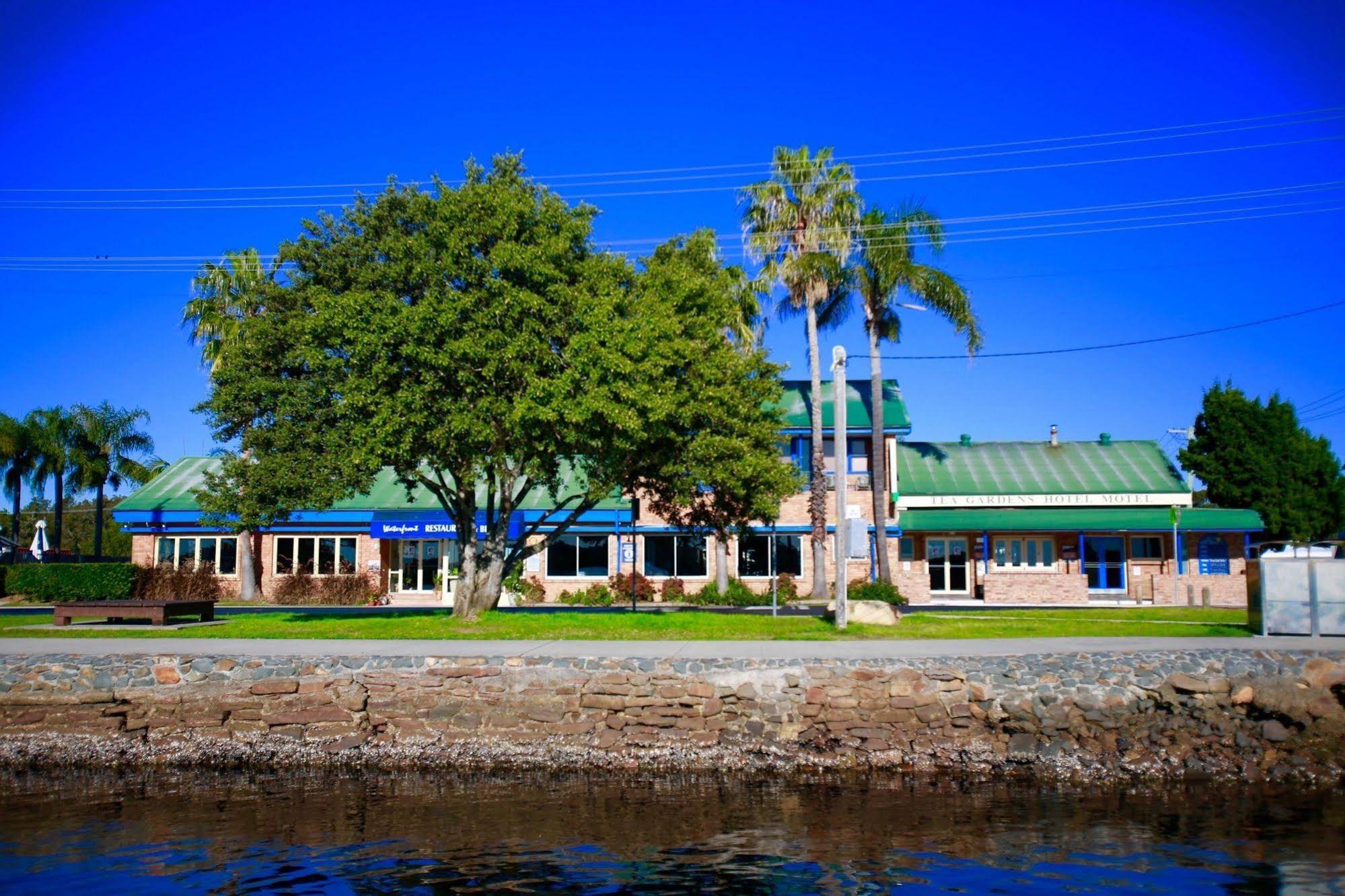 Tea Gardens Hotel
