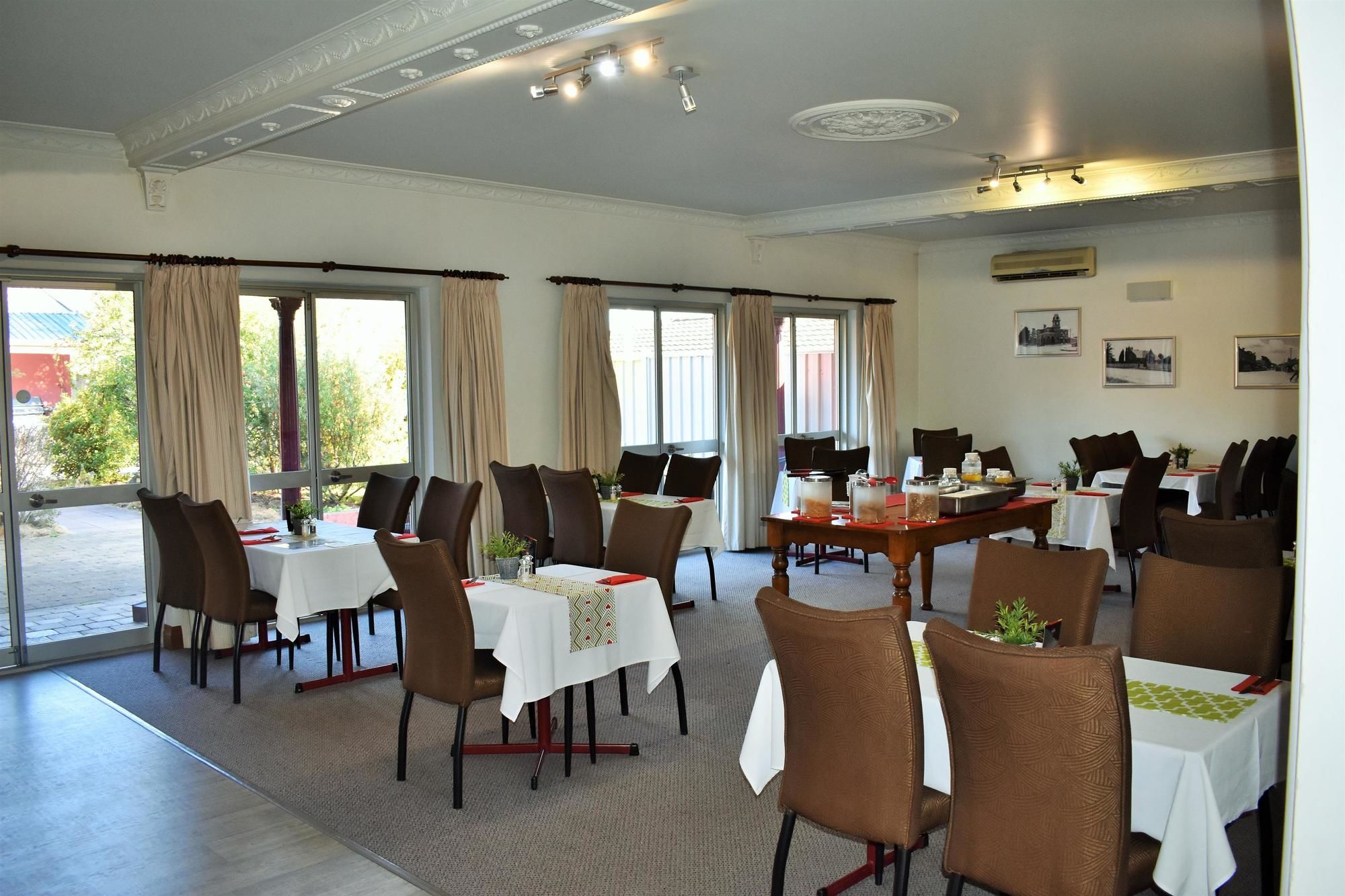 The Henry Parkes Motel Tenterfield