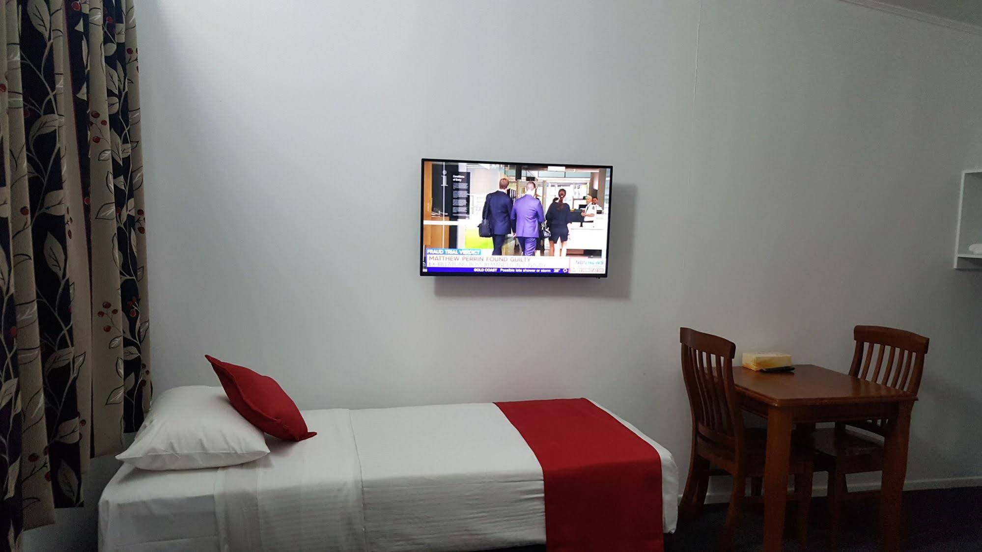 Tenterfield Royal Hotel Motel