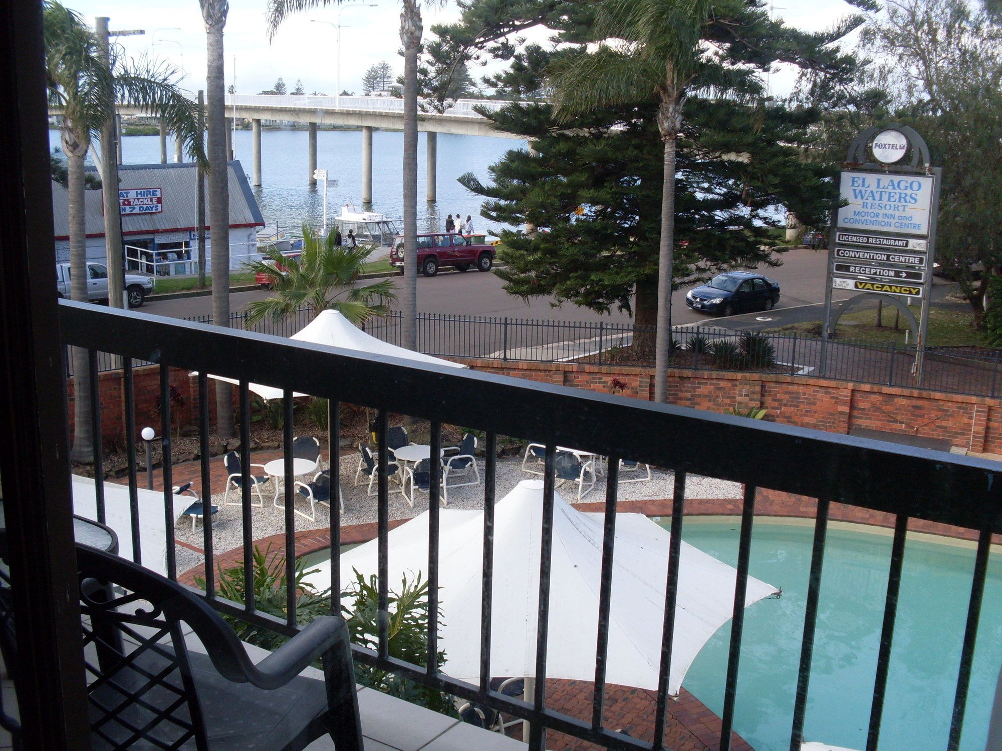 El Lago Waters Motel