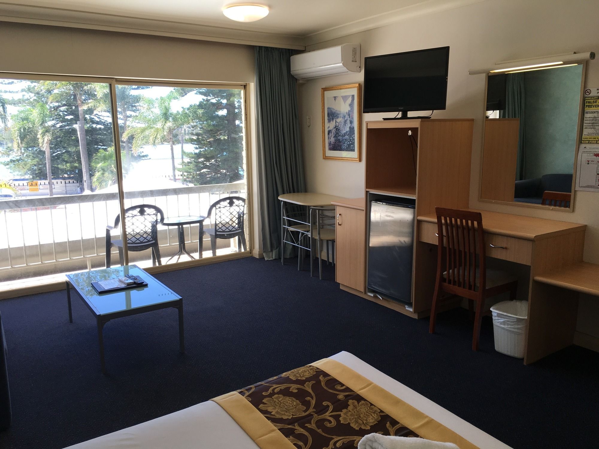 El Lago Waters Motel