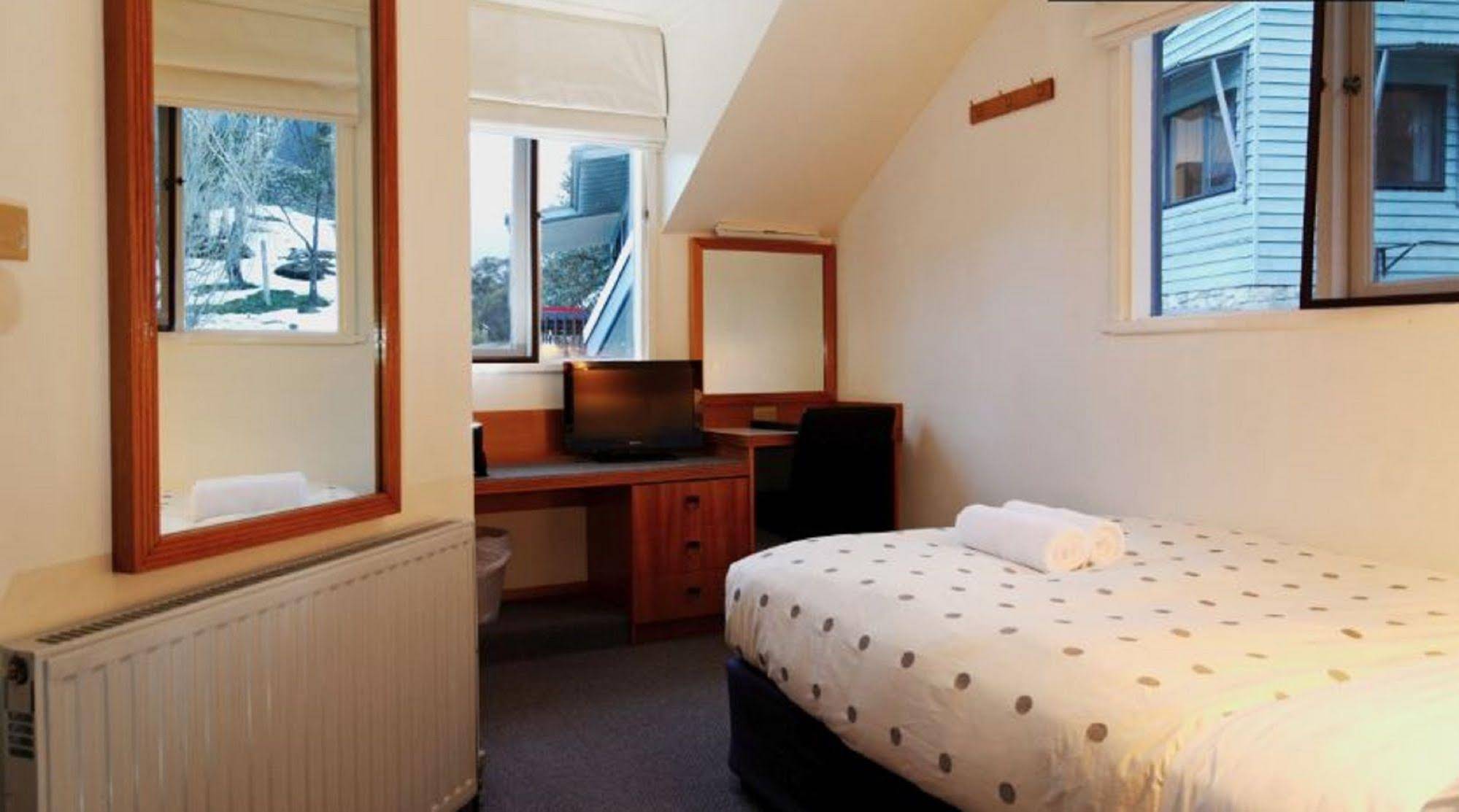 Alpenhorn Lodge