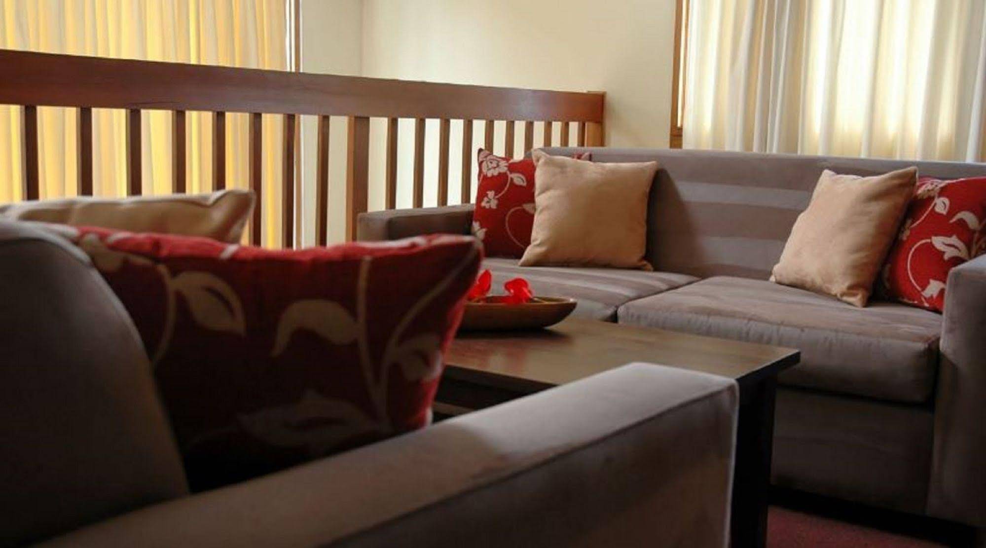 Alpenhorn Lodge