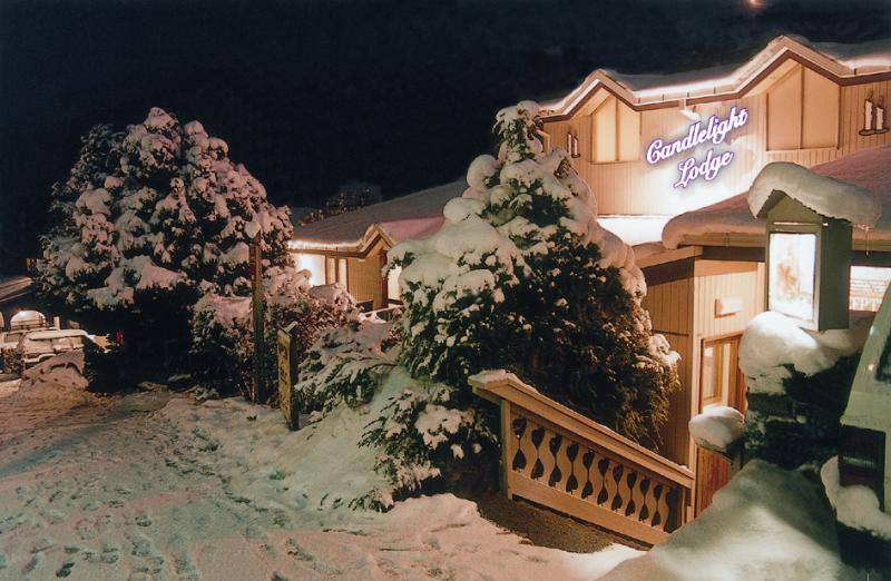 Candlelight Lodge