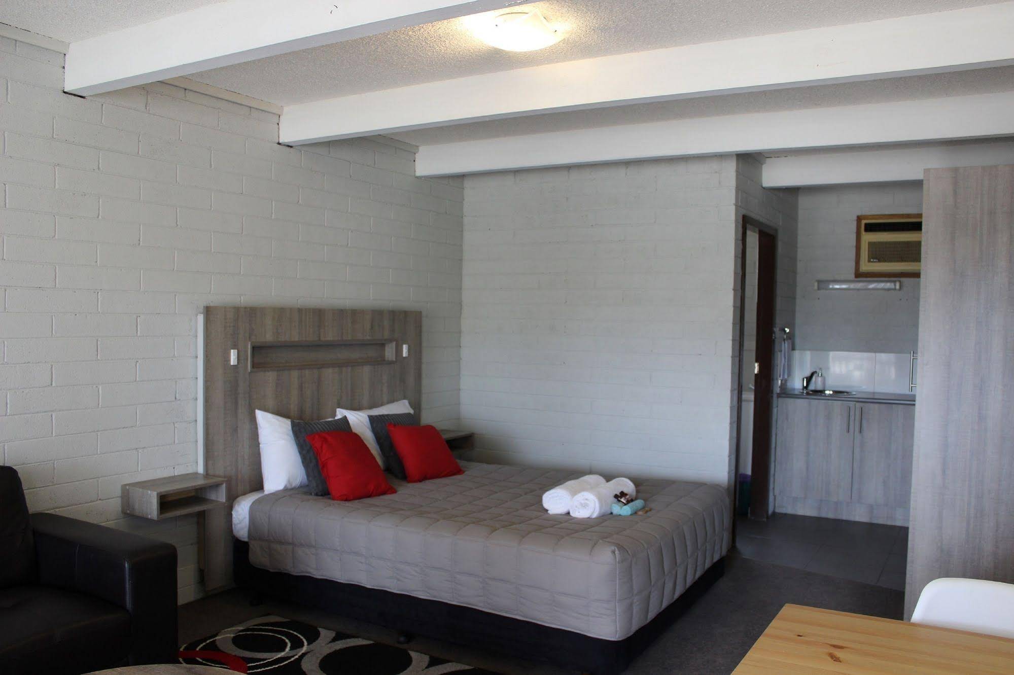 Thomas Lodge Motel