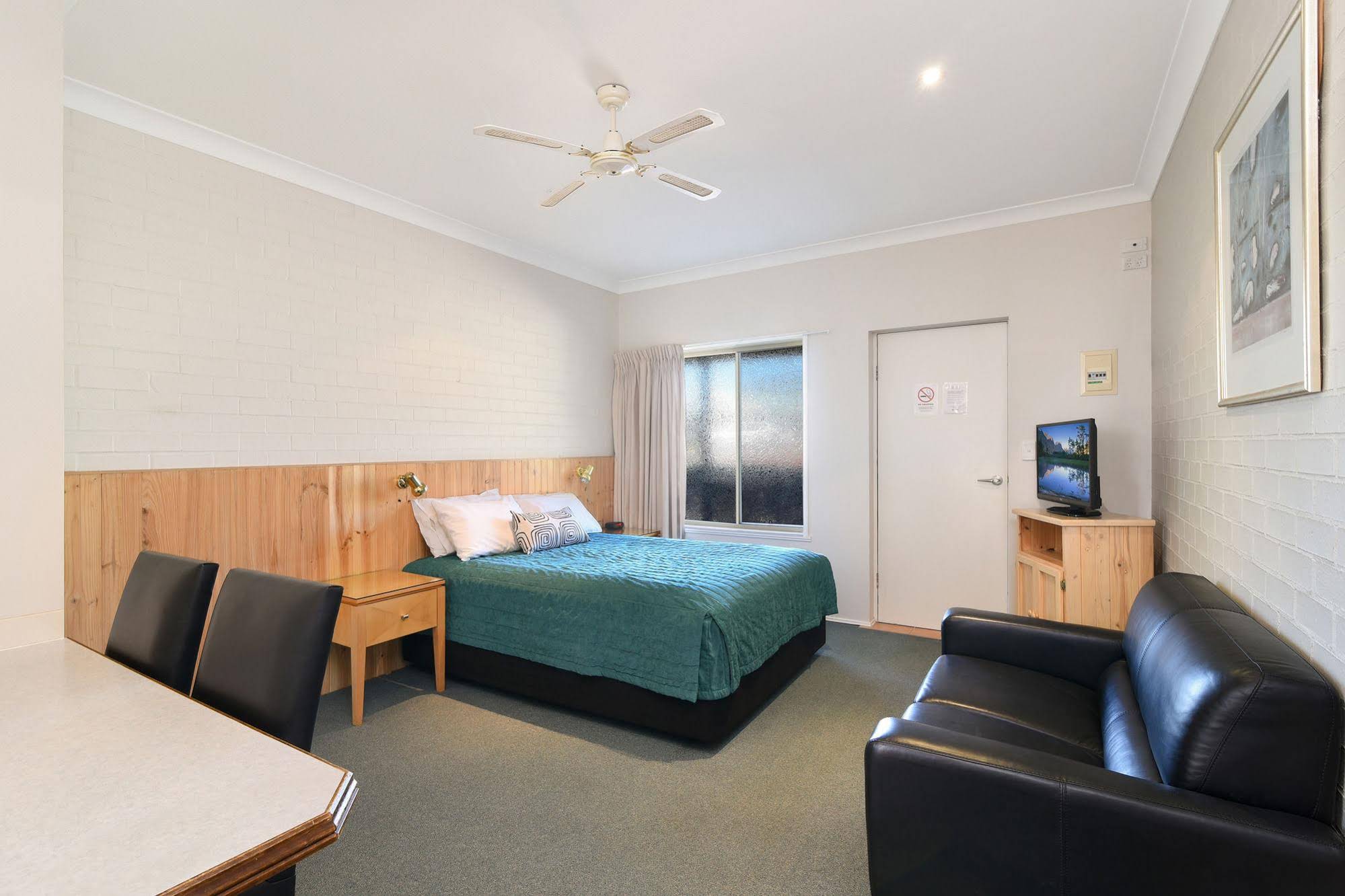 Catalina Motel Lake Macquarie