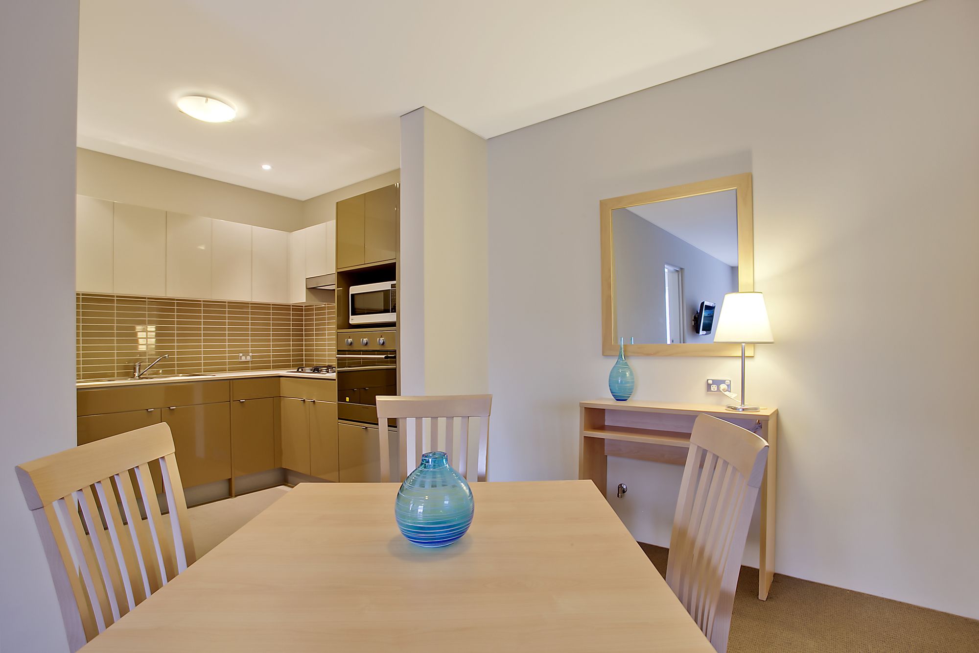 Quality Suites Pioneer Sands