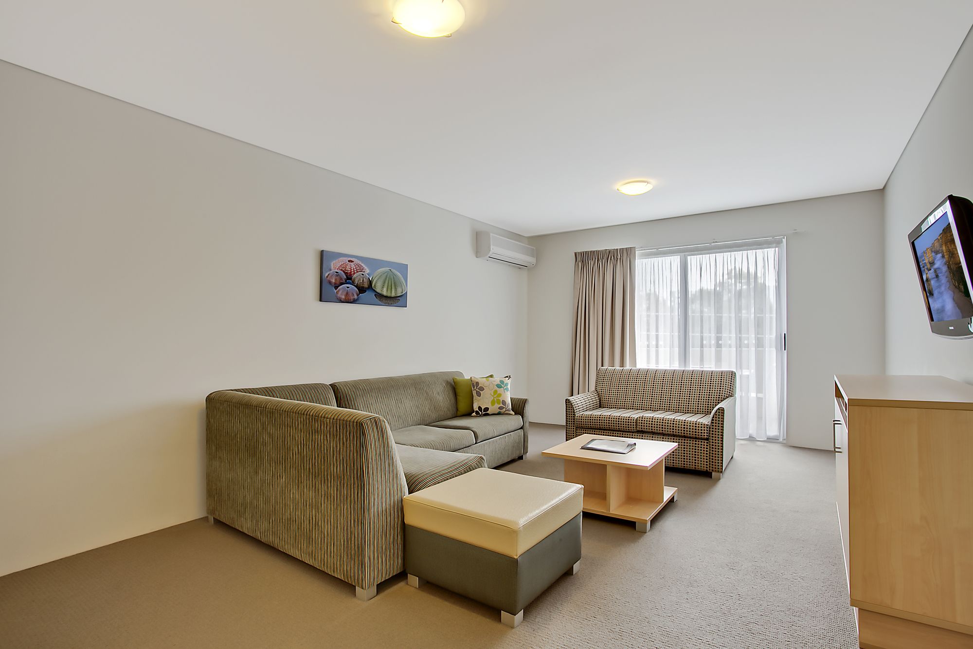 Quality Suites Pioneer Sands