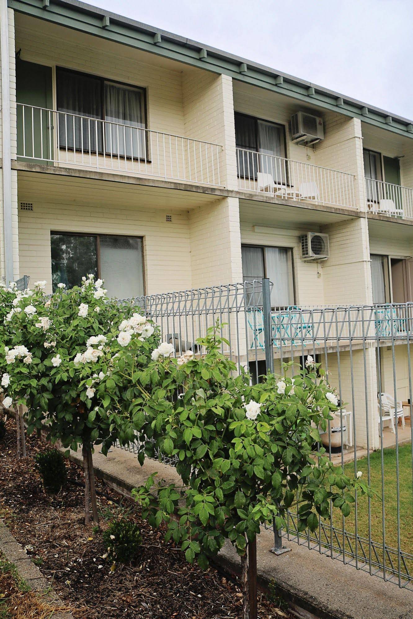 Tumut Motor Inn
