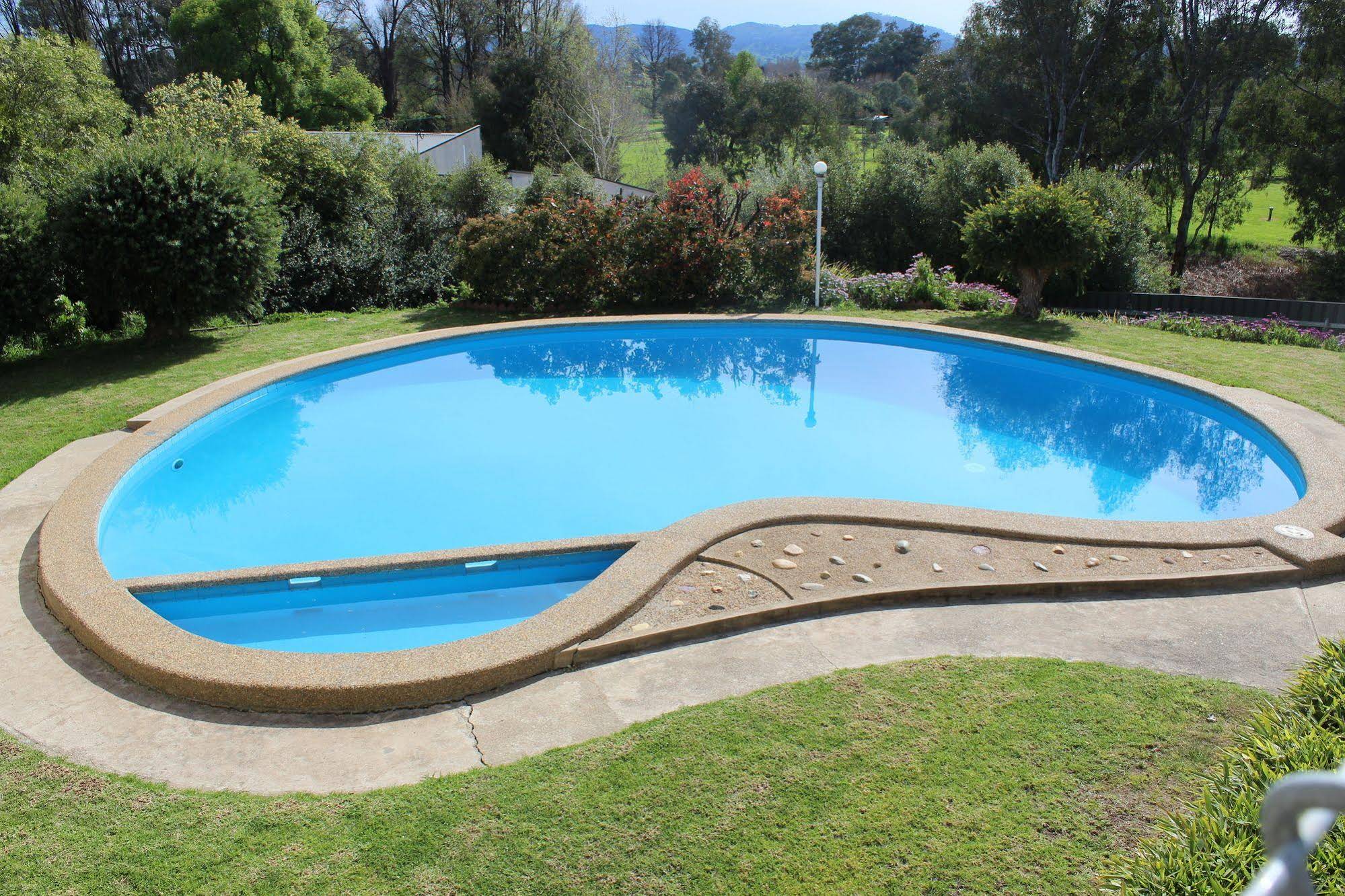 Tumut Motor Inn