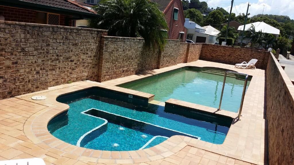 Bayswater Tweed Motel