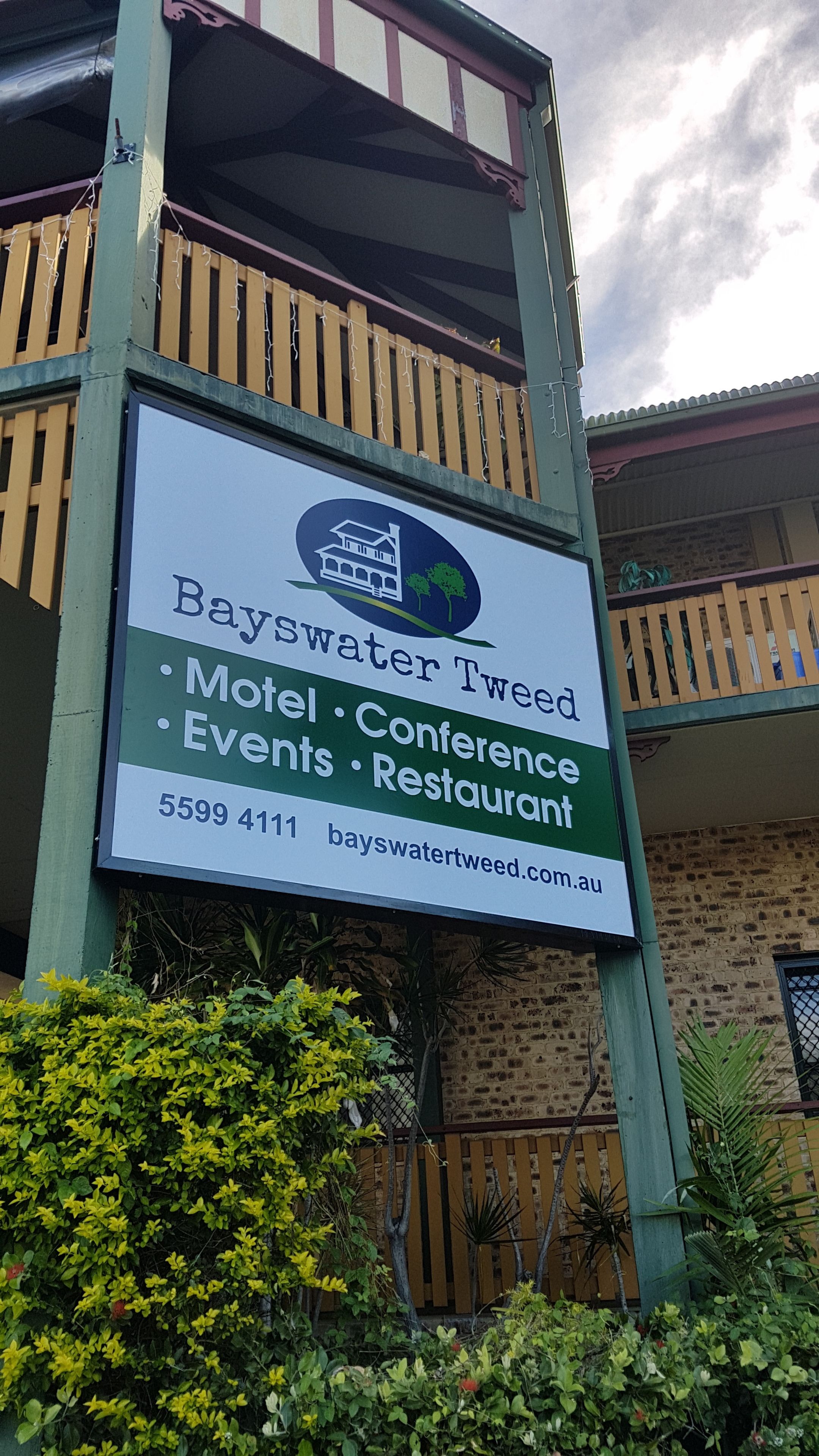 Bayswater Tweed Motel