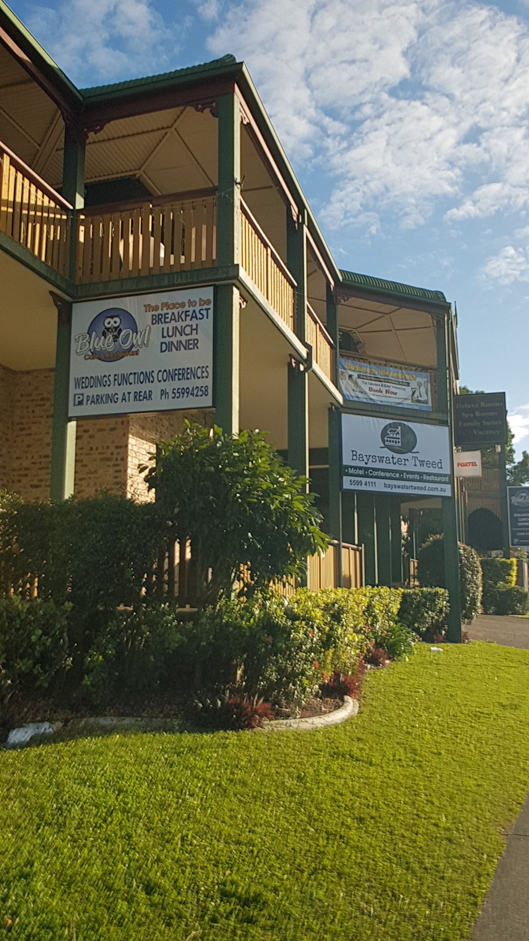 Bayswater Tweed Motel