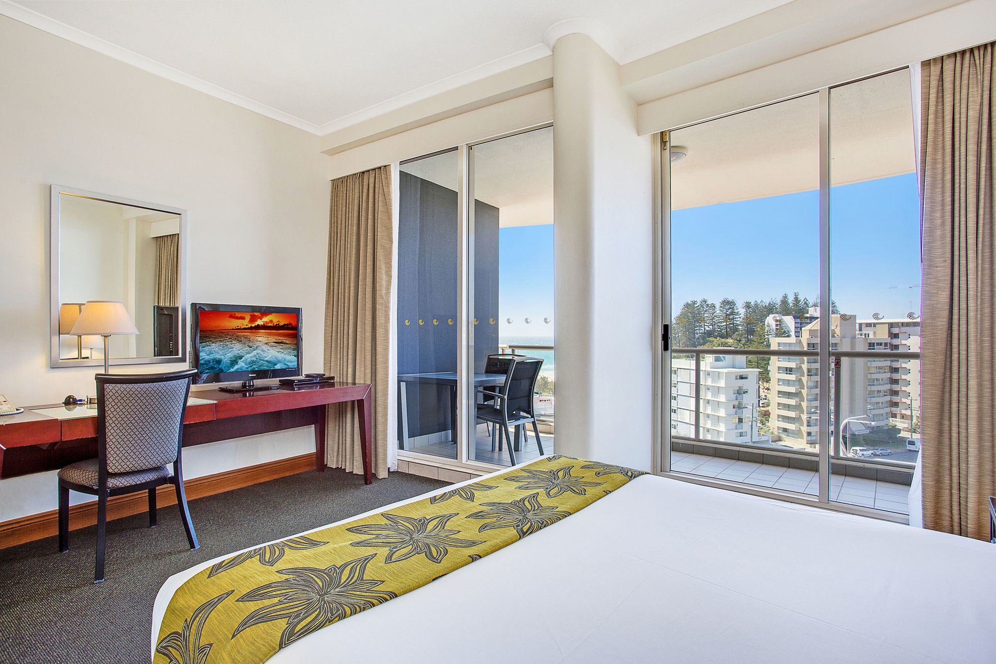 Mantra Twin Towns Coolangatta