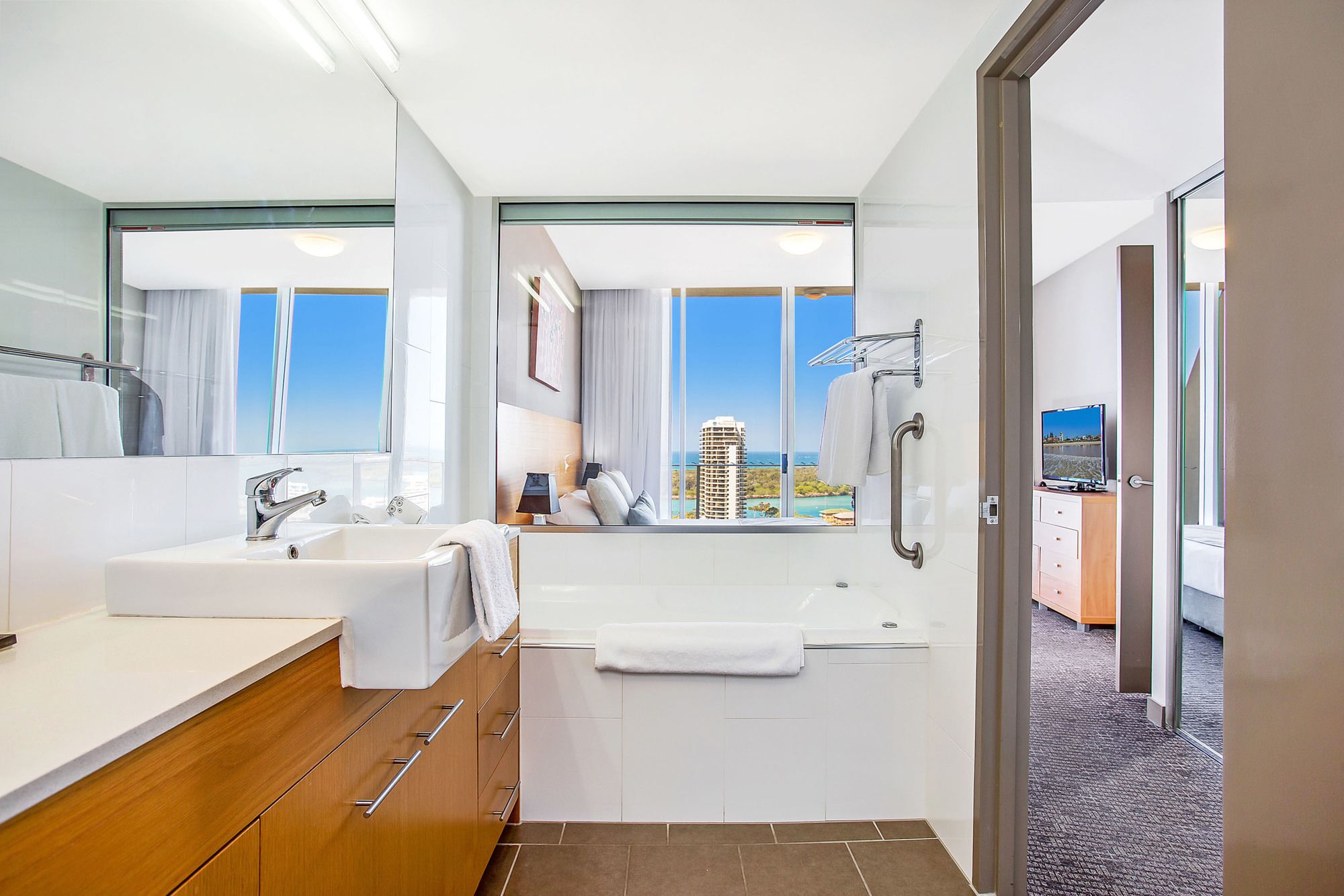 Mantra Twin Towns Coolangatta