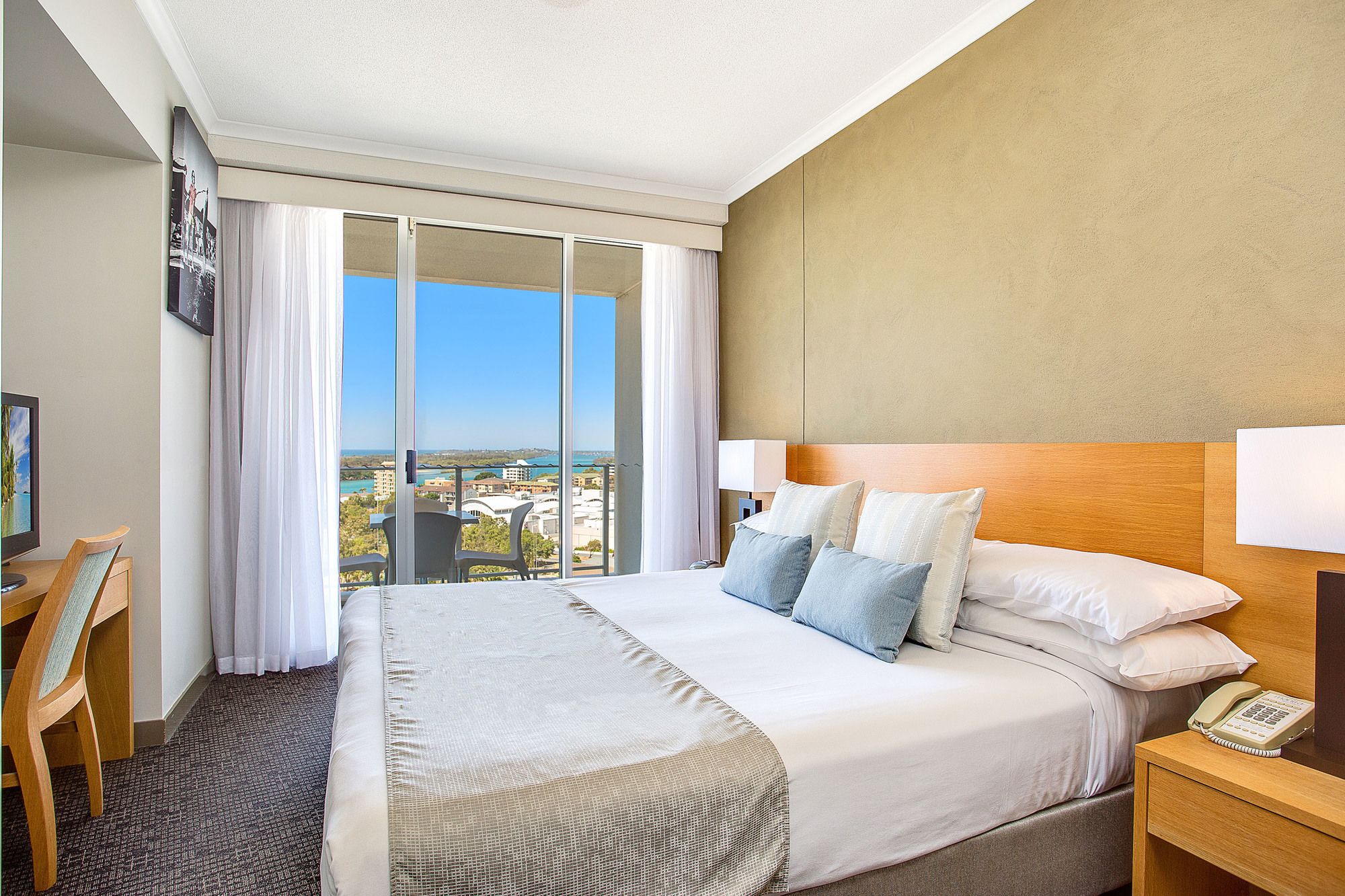 Mantra Twin Towns Coolangatta