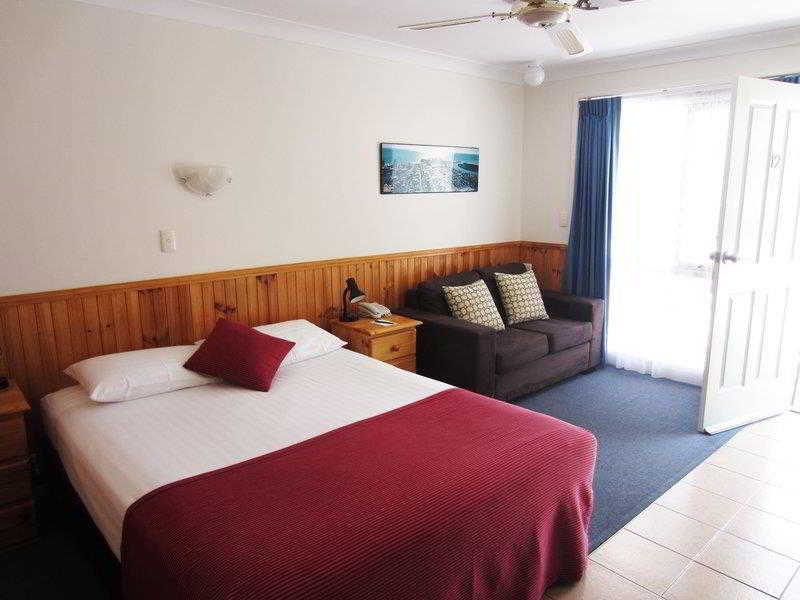 Sundowner Twin Towns Motel
