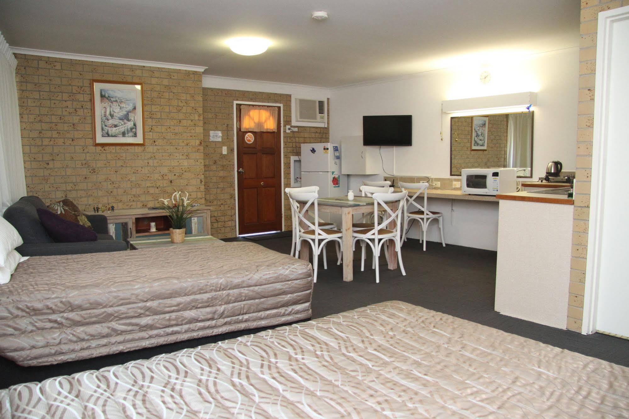 Tweed Harbour Motor Inn