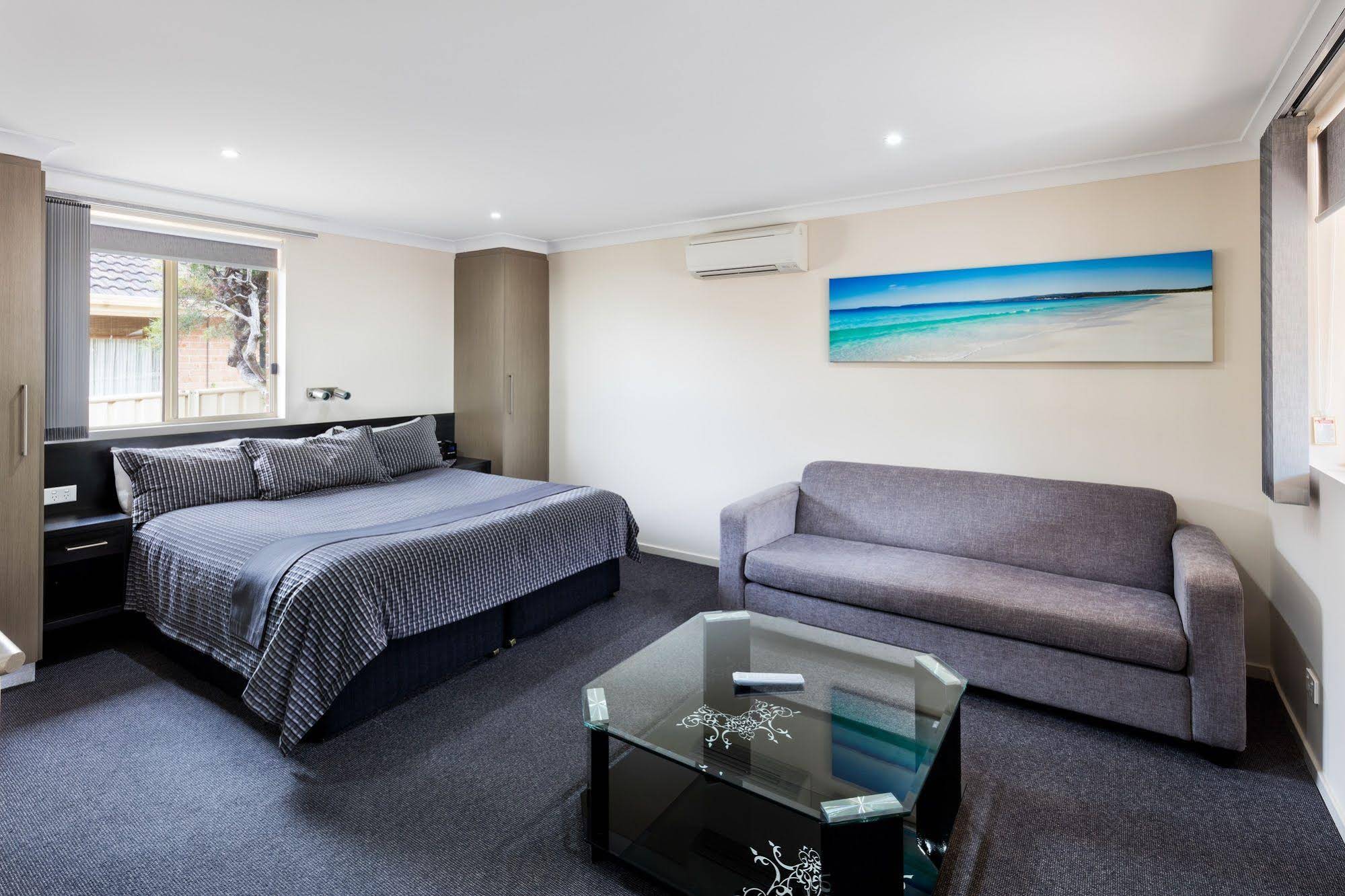 Dolphin Shores, Jervis Bay