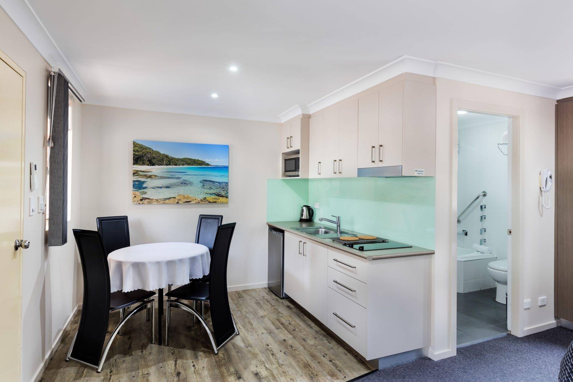 Dolphin Shores, Jervis Bay