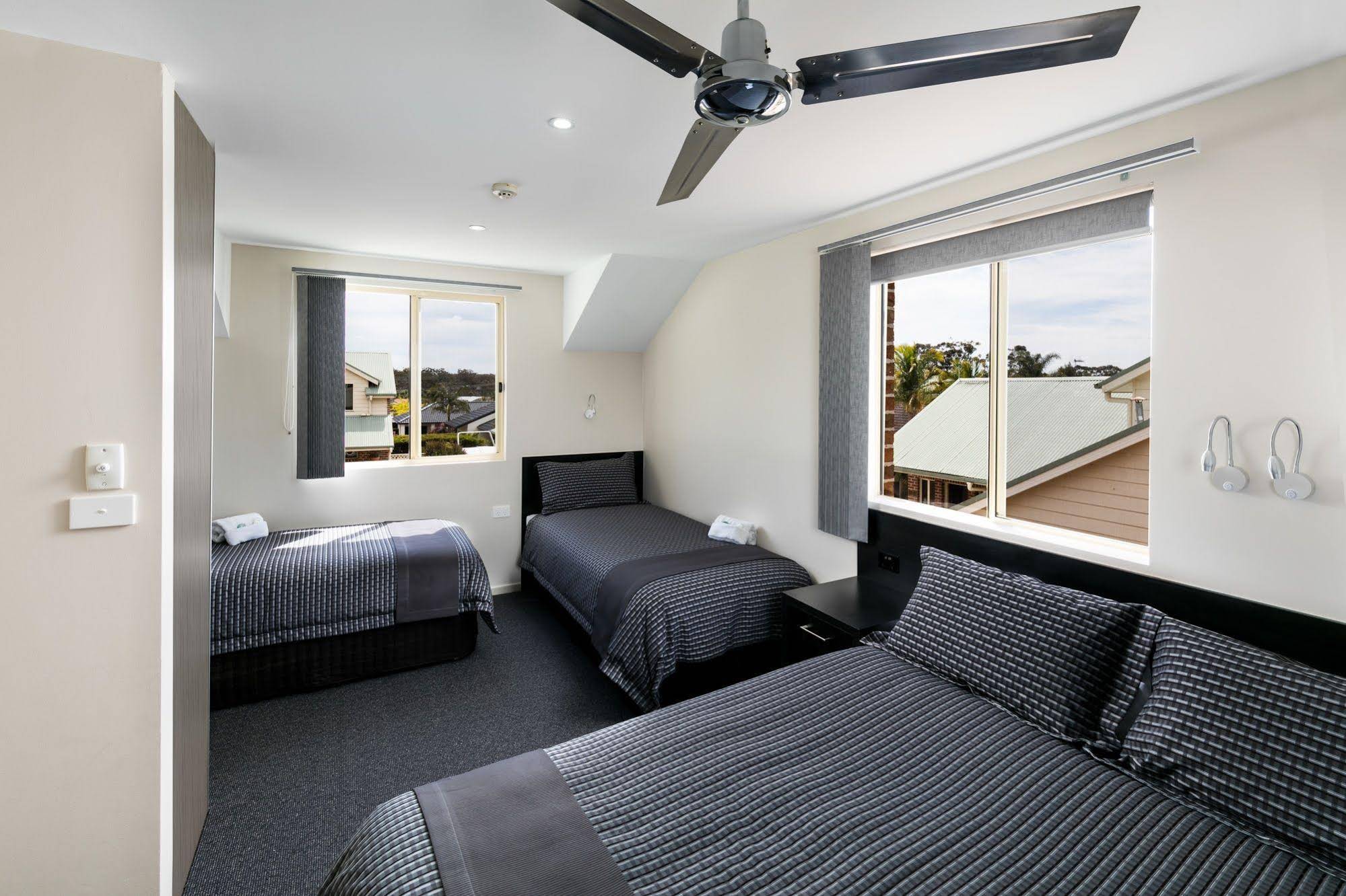 Dolphin Shores, Jervis Bay