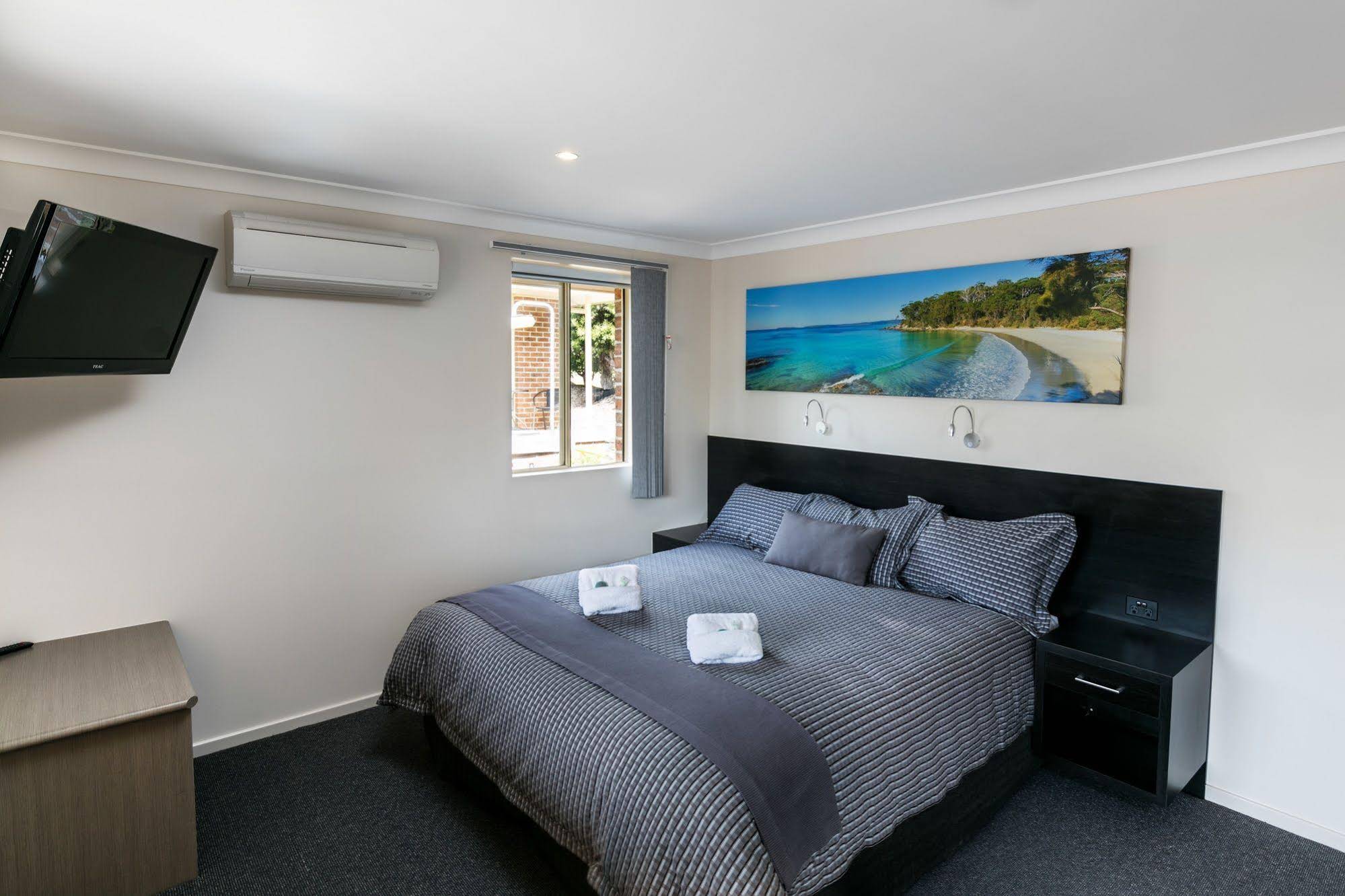 Dolphin Shores, Jervis Bay