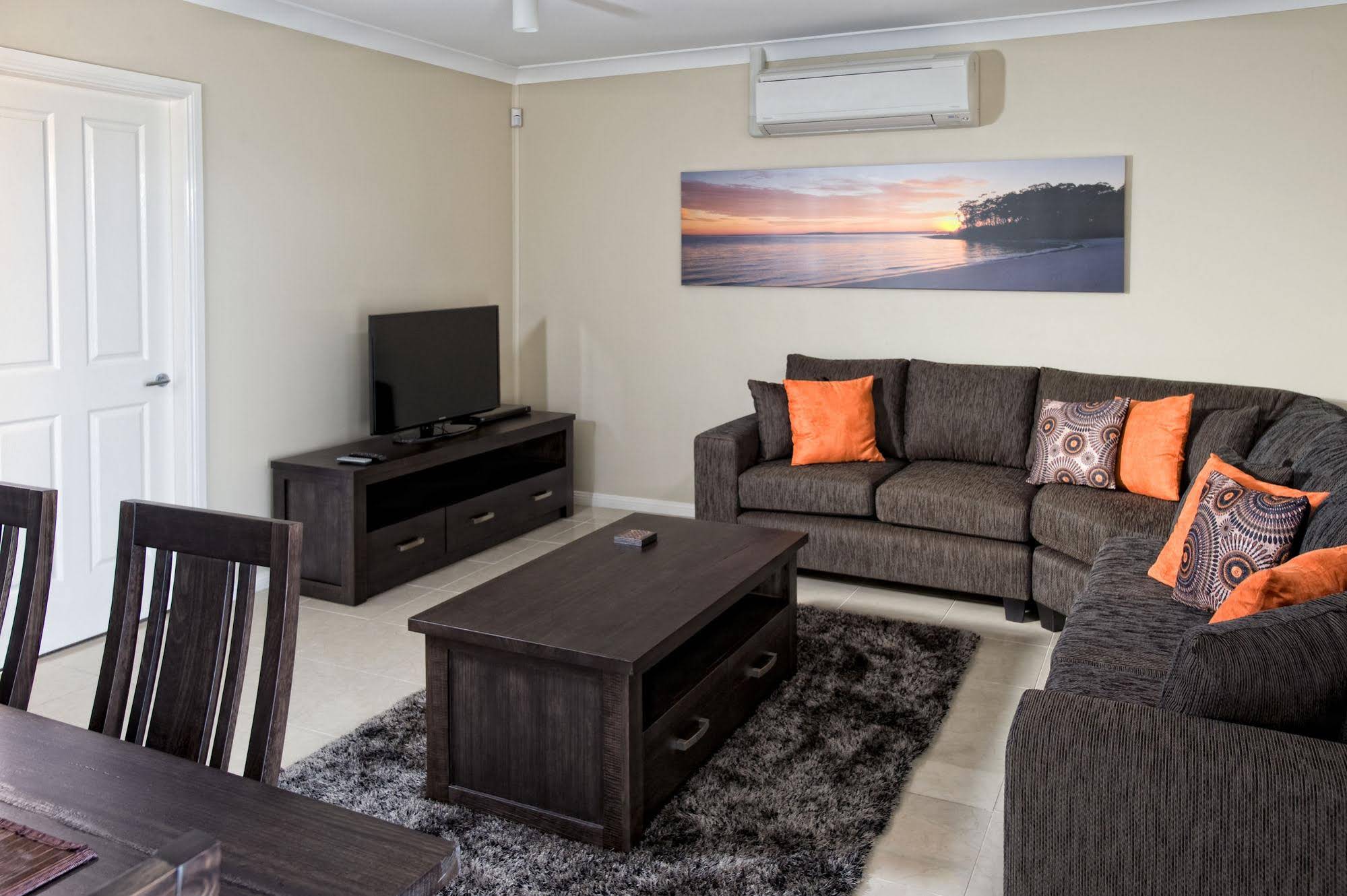 Dolphin Shores, Jervis Bay