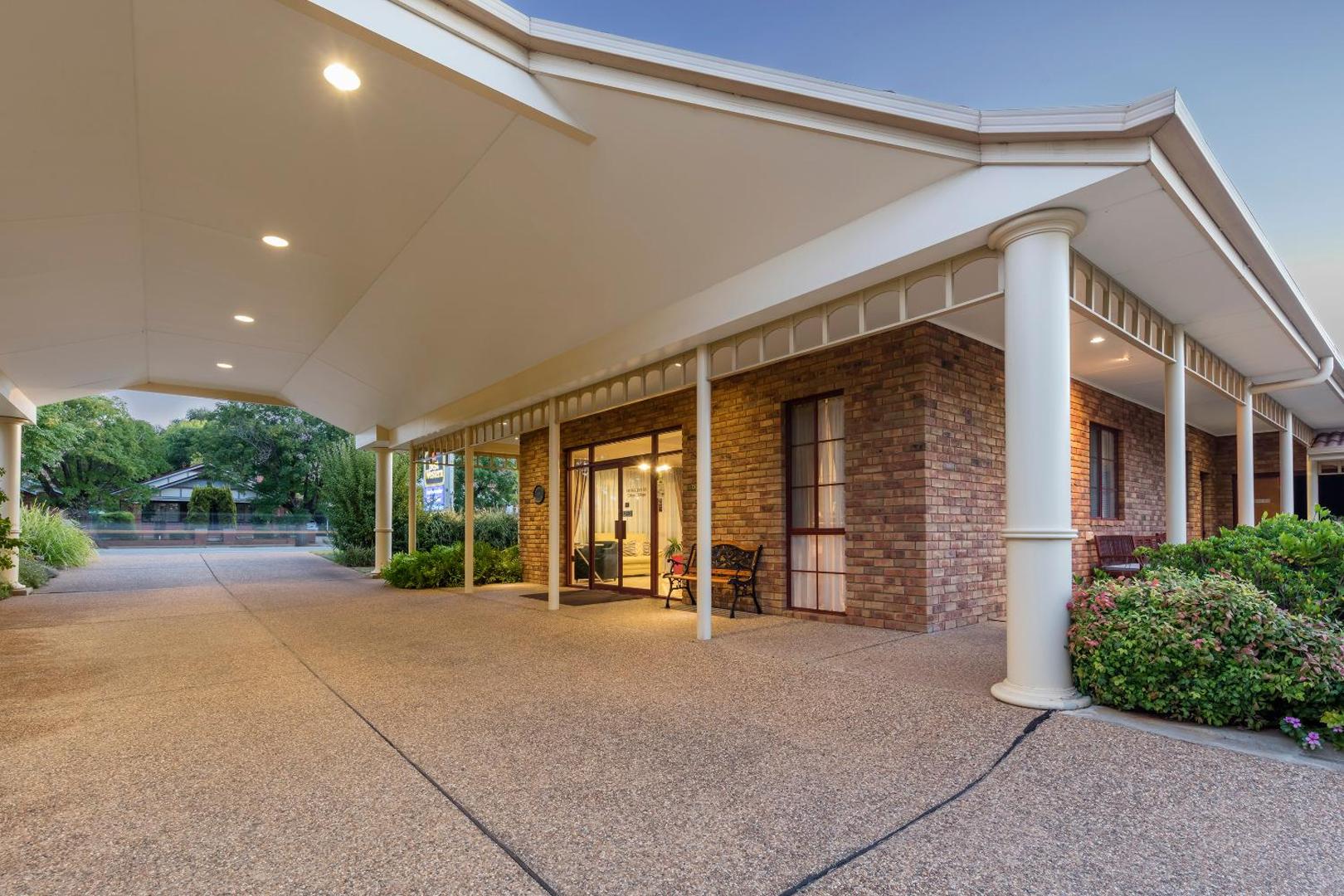 Best Western Ambassador Inn