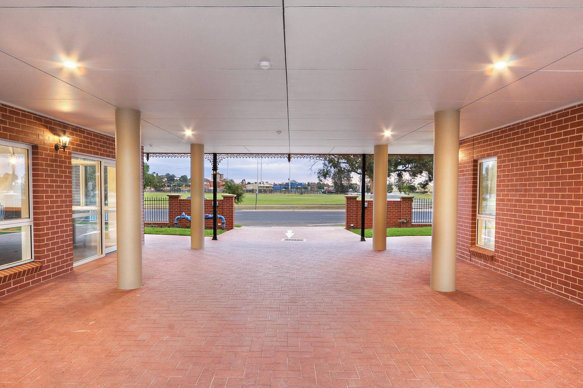 Best Western Plus Bolton On The Park