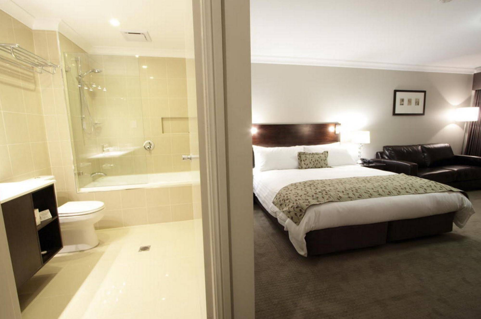 Carlyle Suites & Apartments, Wagga Wagga