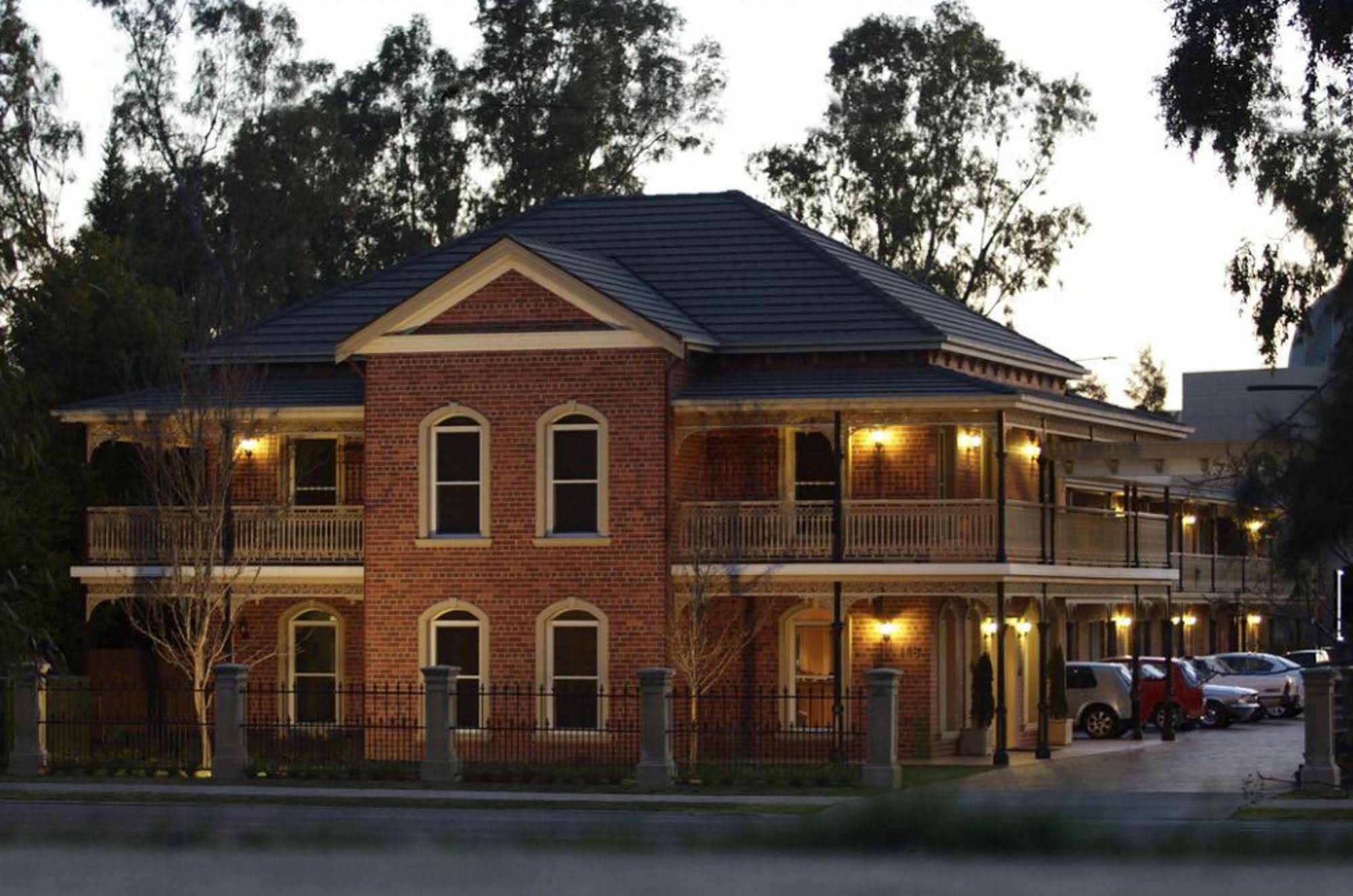 Carlyle Suites & Apartments, Wagga Wagga