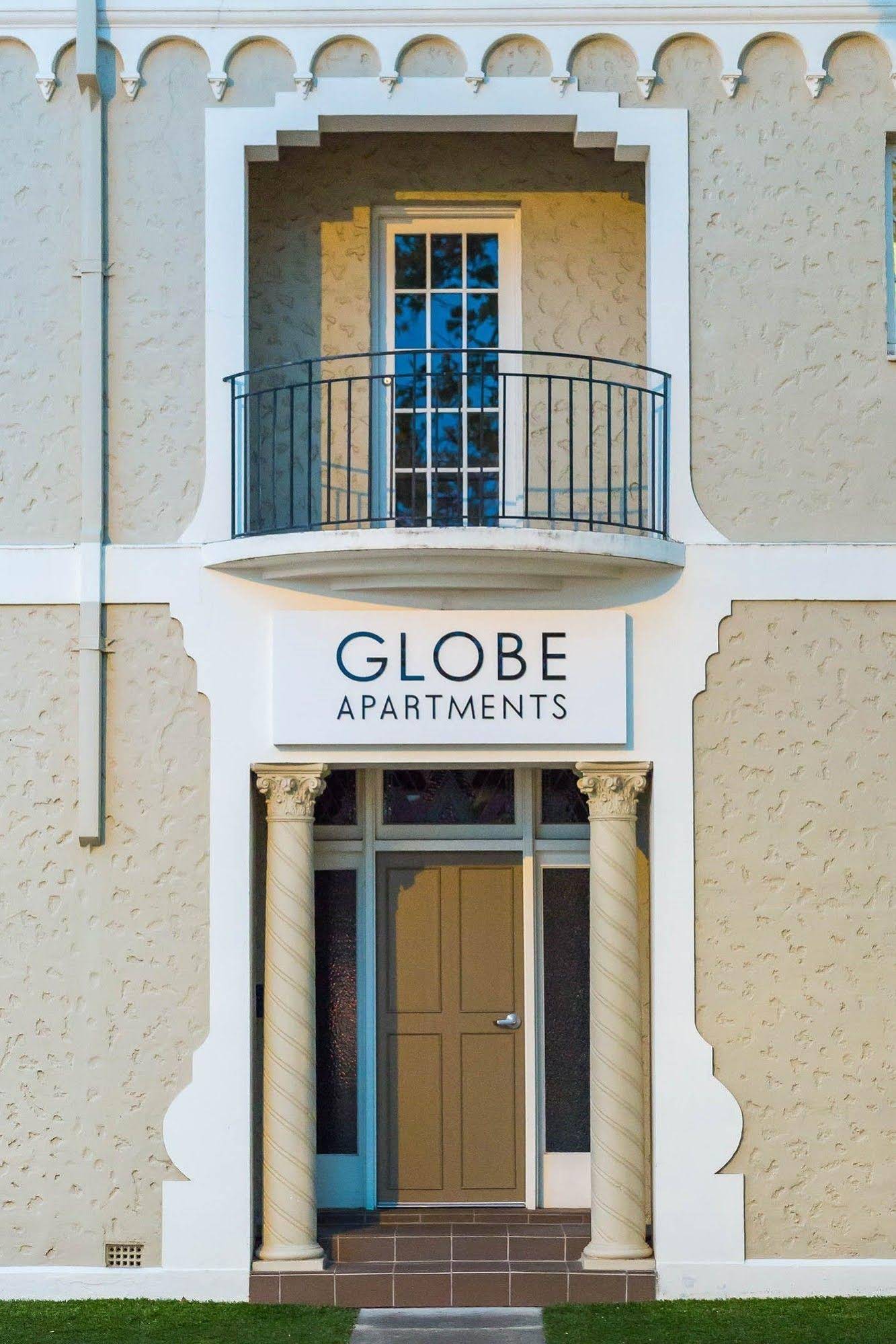 Globe Apartments