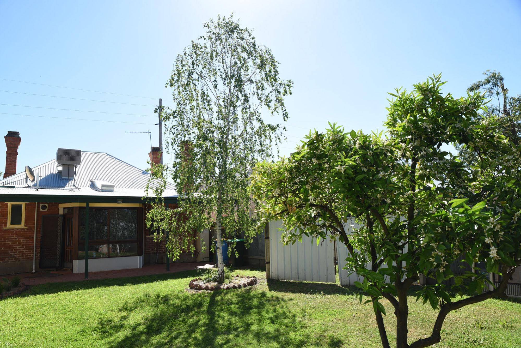 Sportsmens Club Hotel
