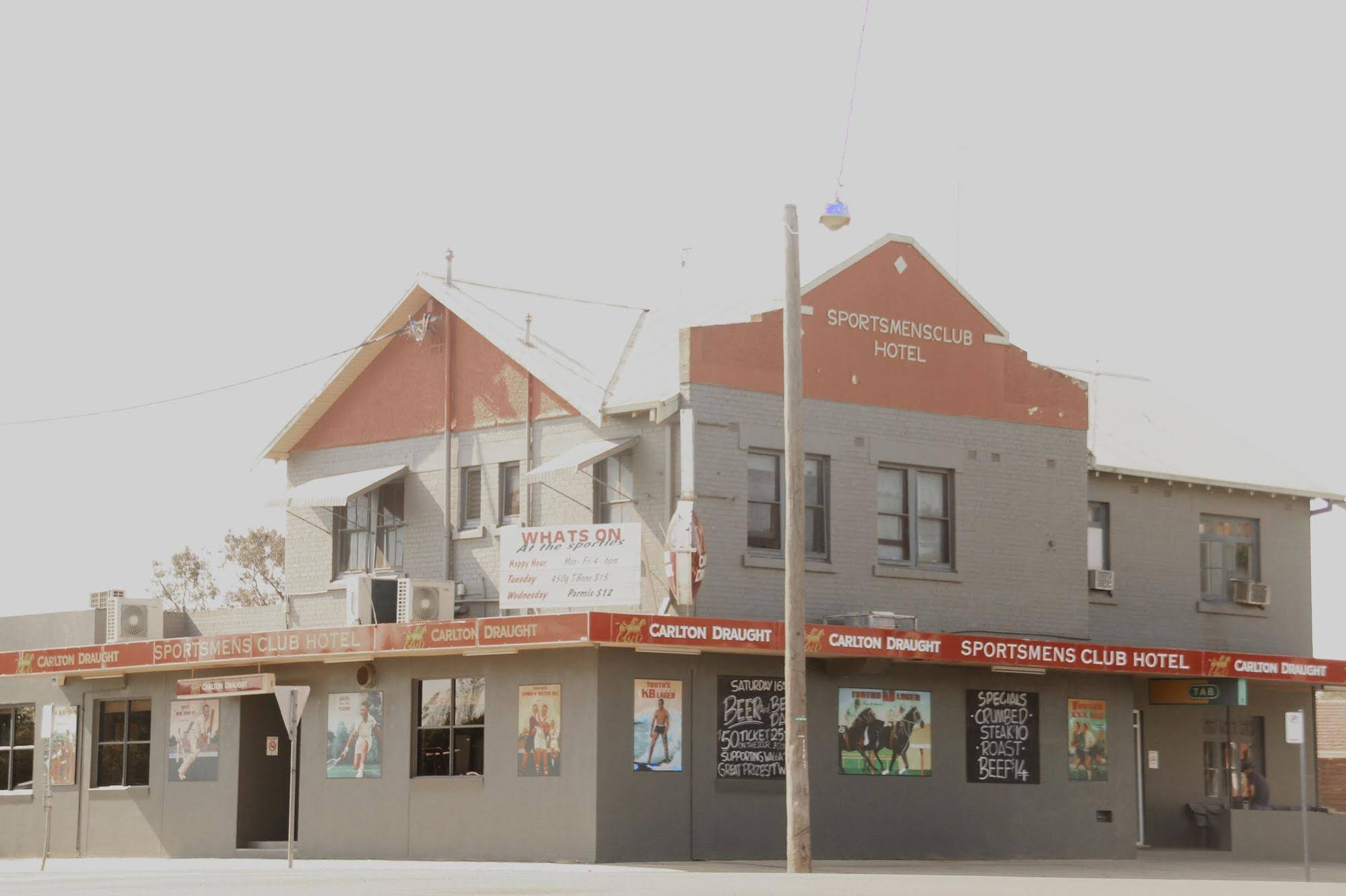 Sportsmens Club Hotel