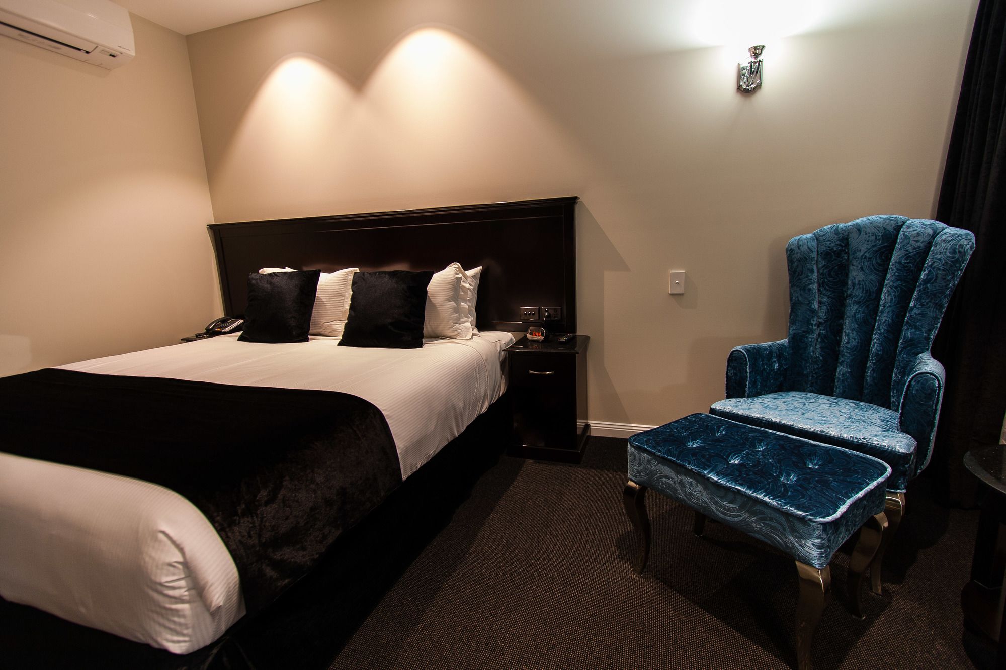 The International Hotel  Wagga