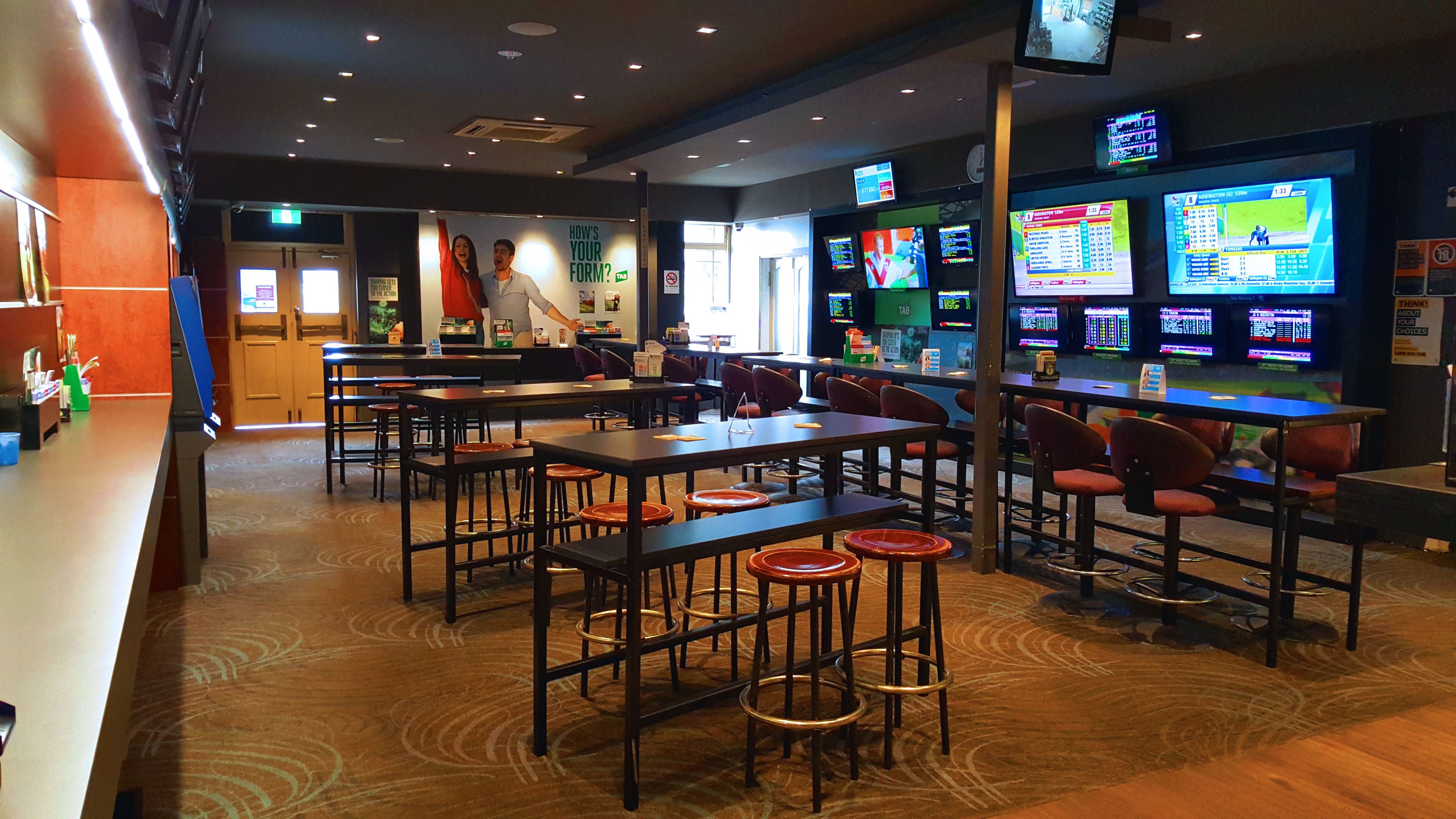 Wallacia Hotel