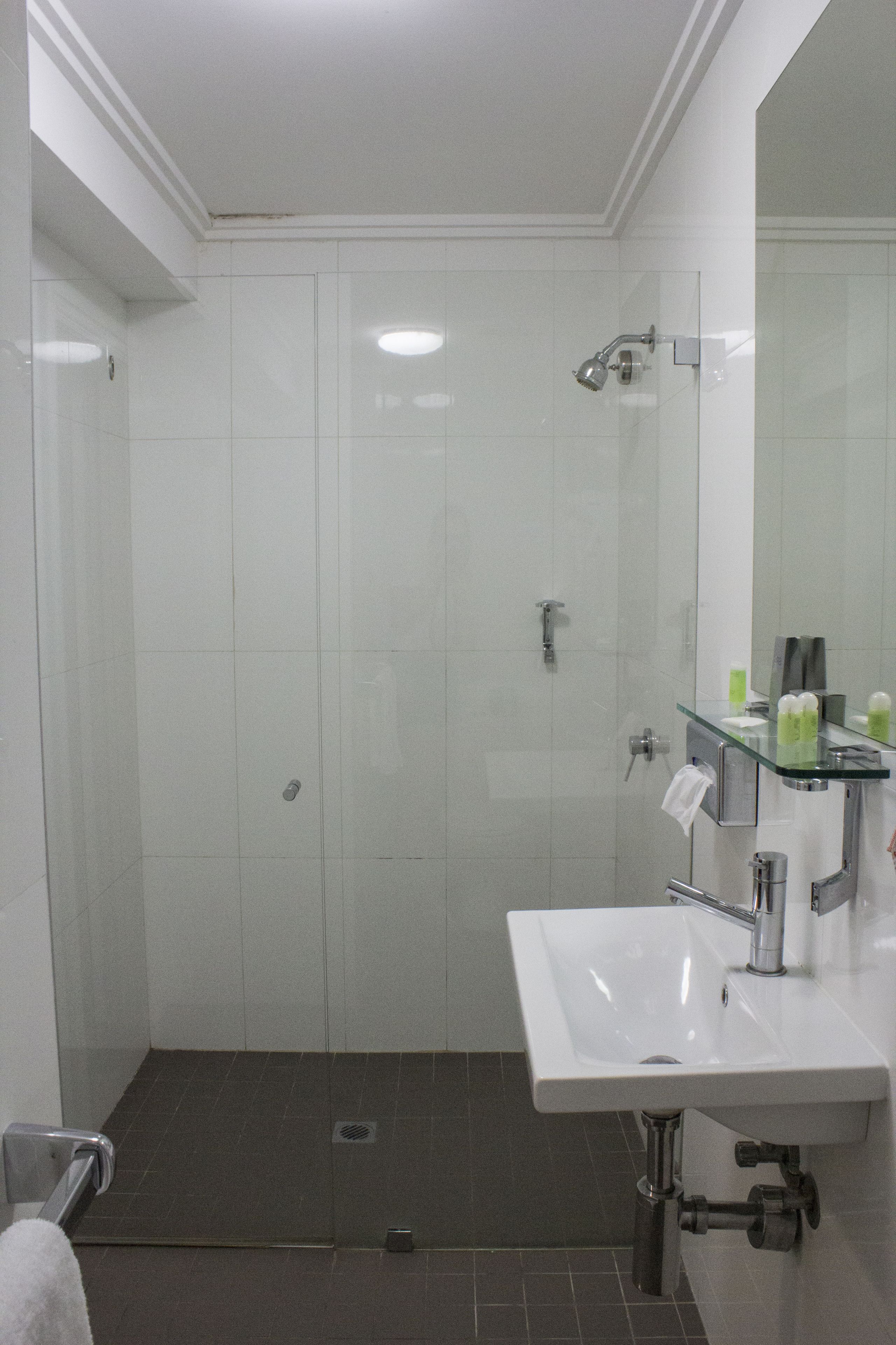 Wallacia Hotel