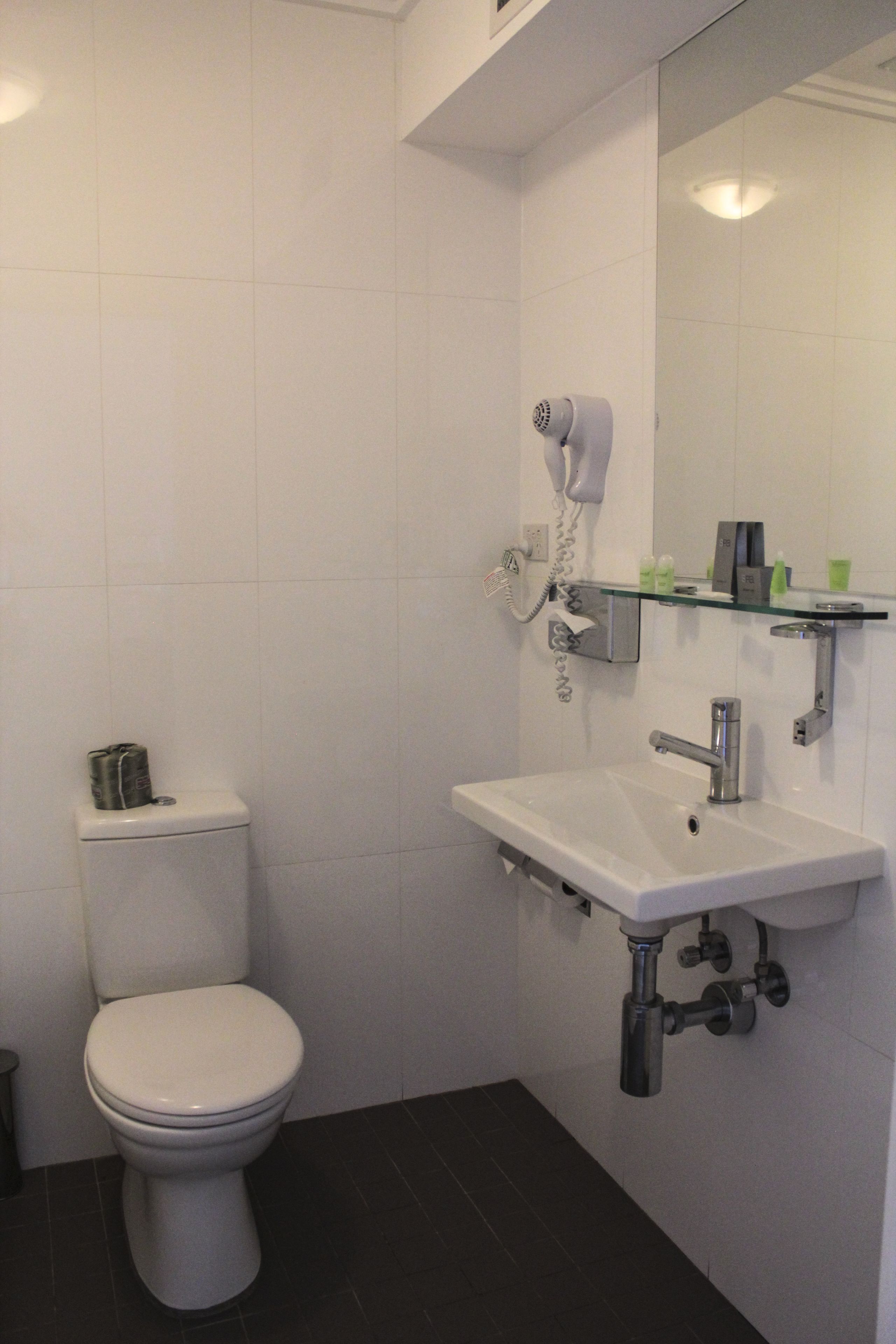Wallacia Hotel