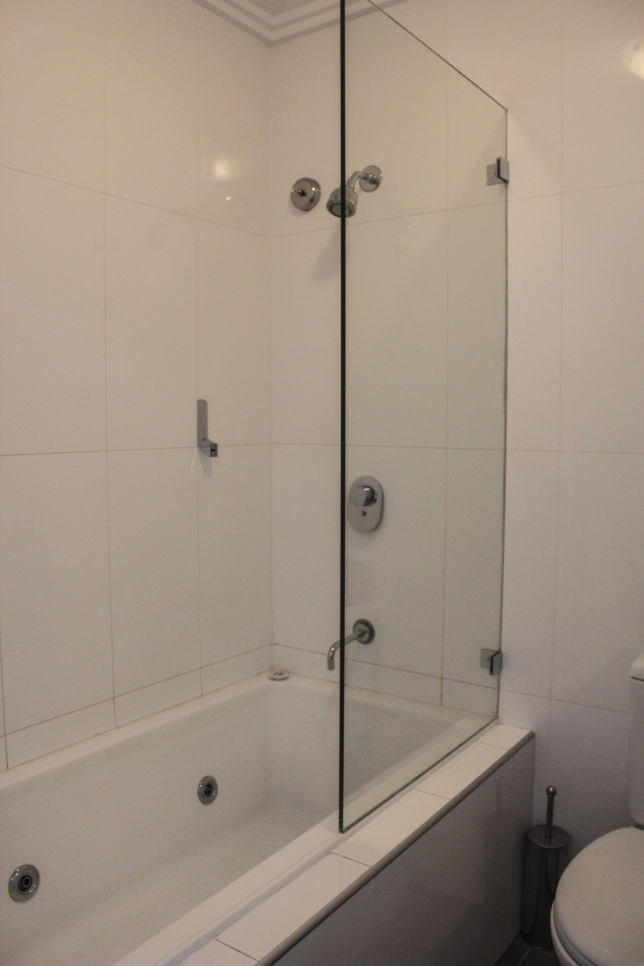 Wallacia Hotel