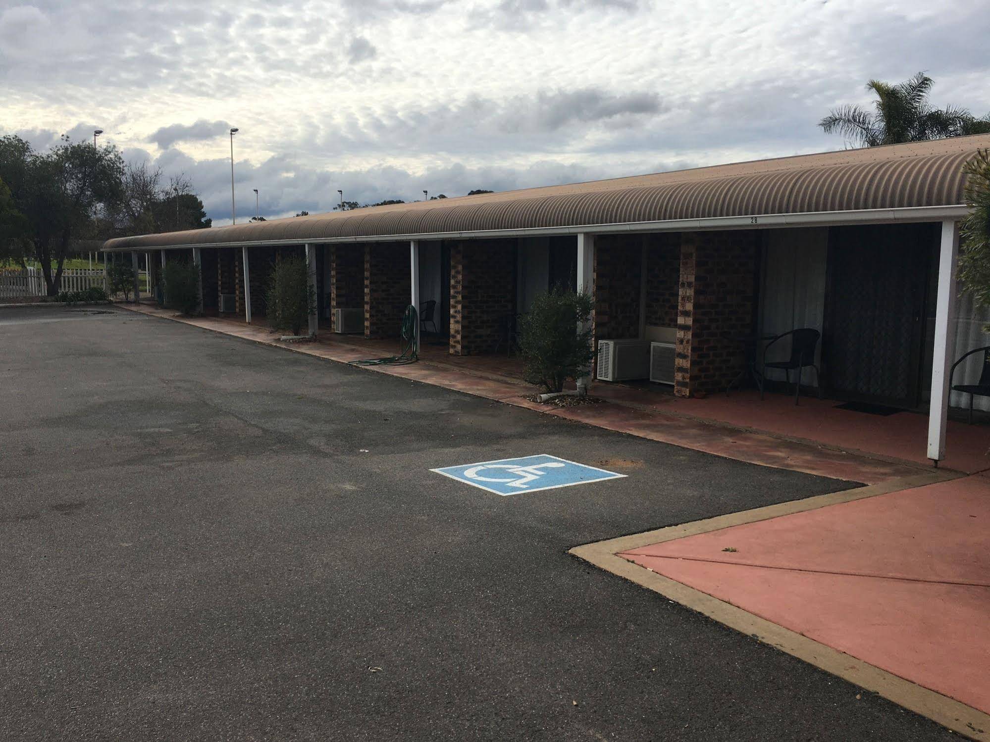 Club Inn Resort