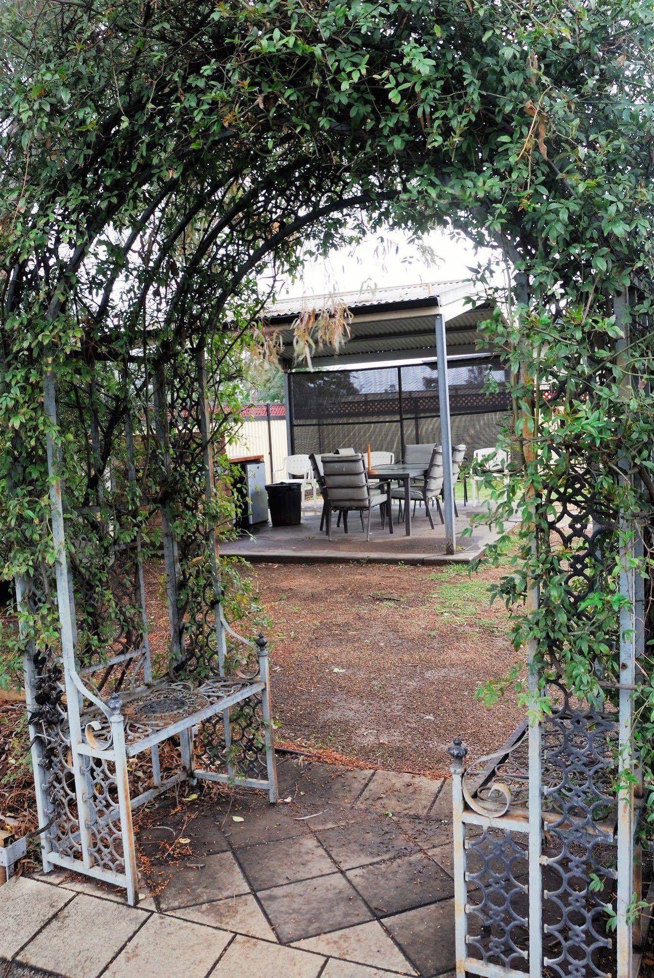 Mayfair Motel