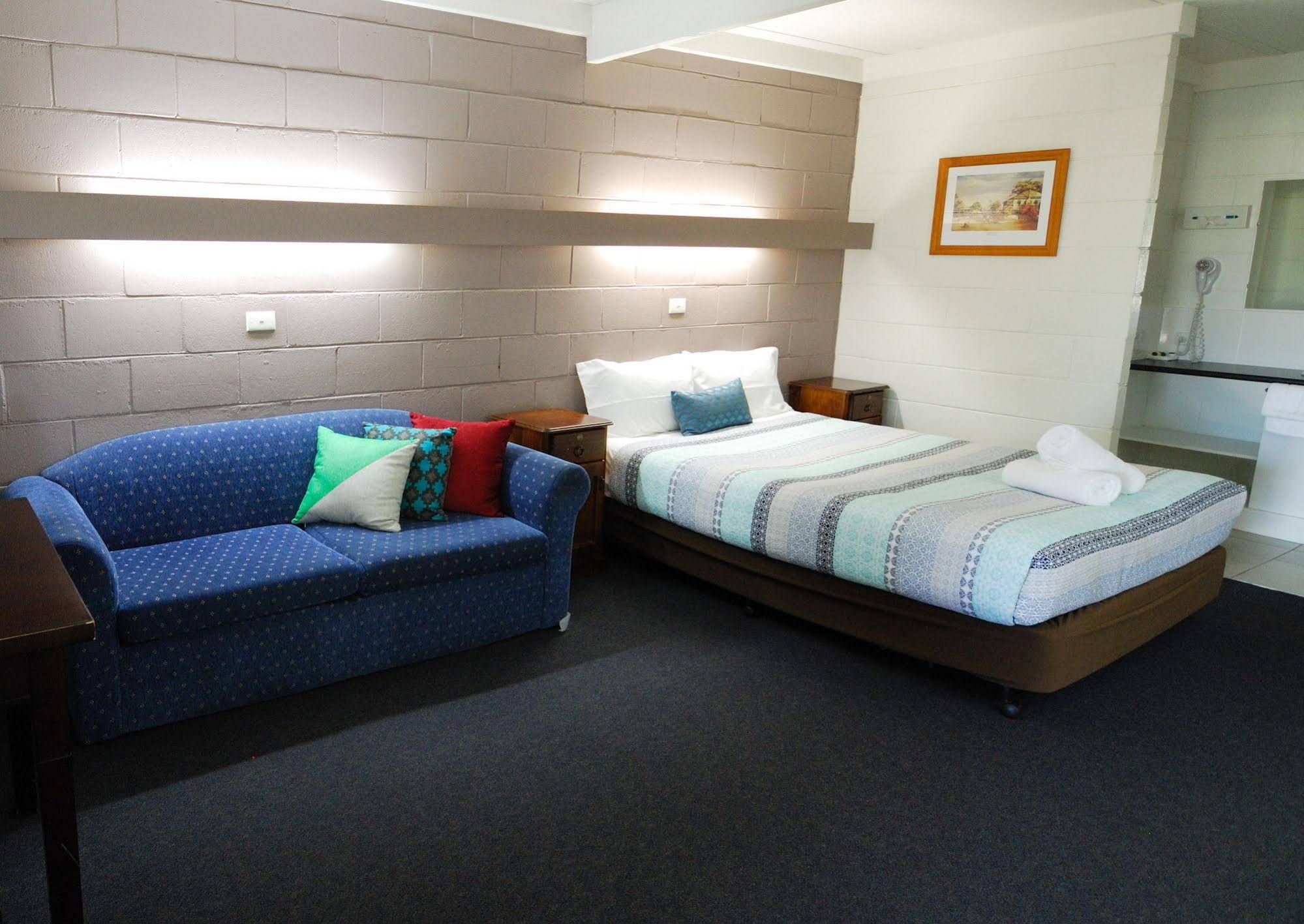 Mayfair Motel