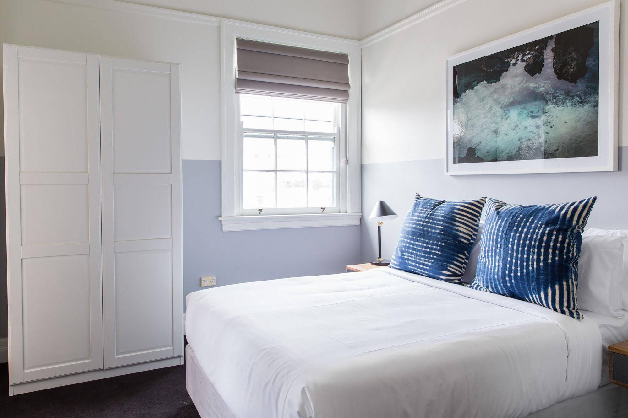 The Bridgeview Hotel