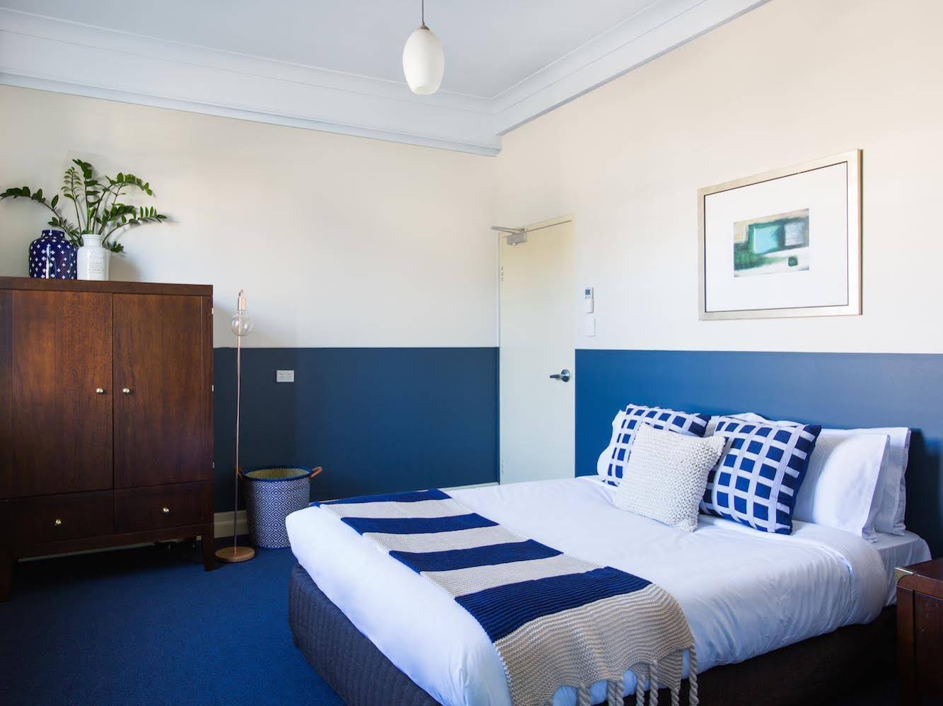 The Bridgeview Hotel