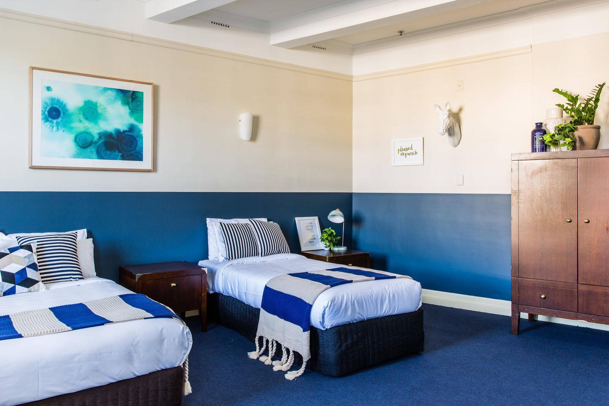The Bridgeview Hotel