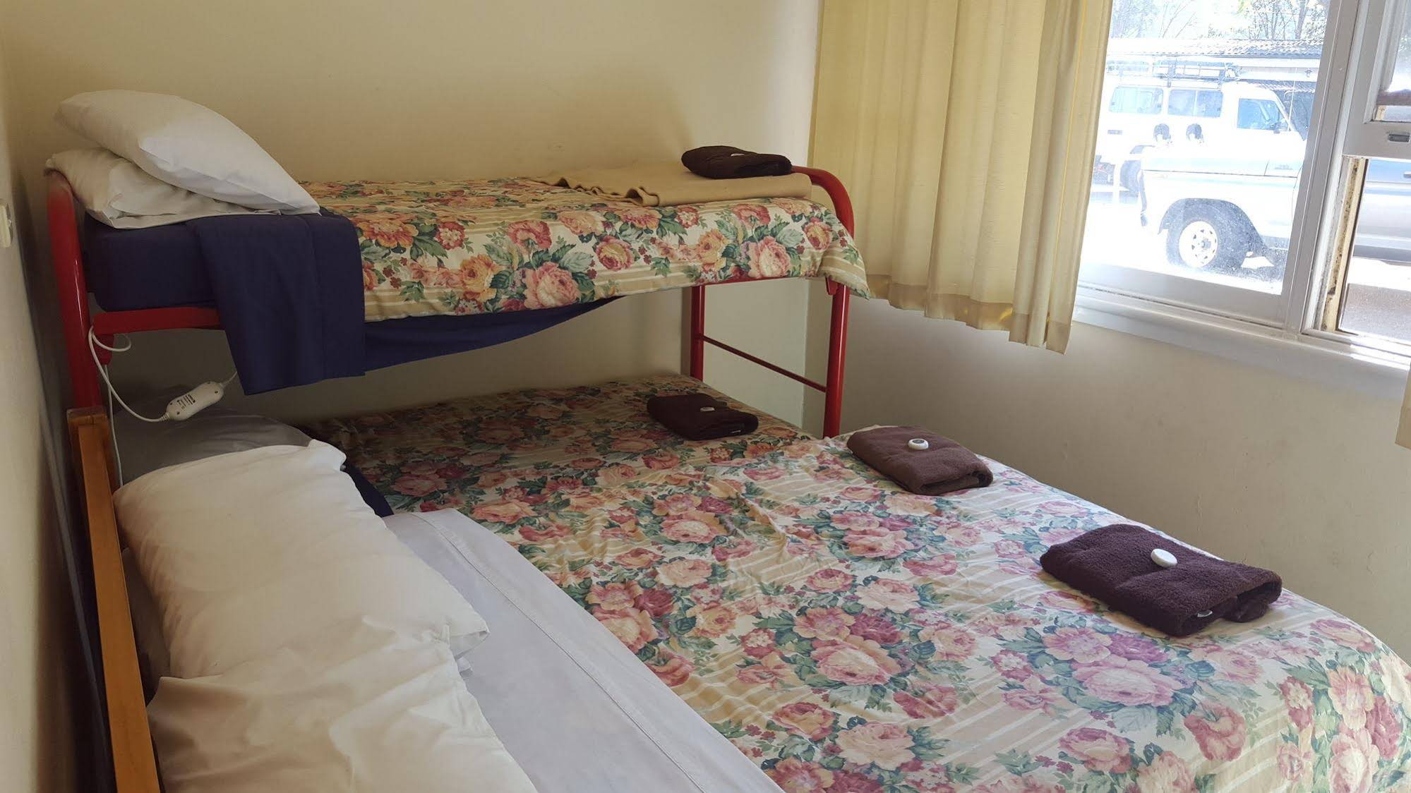Wisemans Inn Hotel