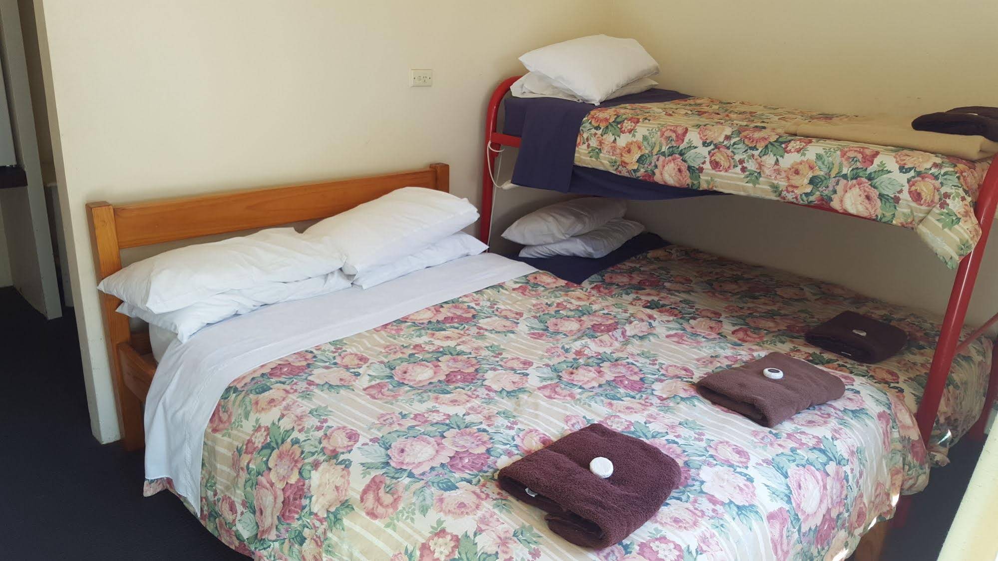 Wisemans Inn Hotel